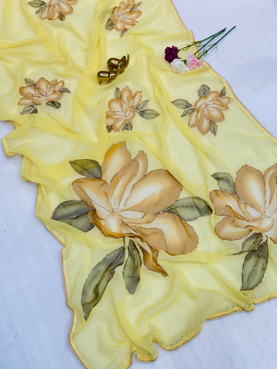 #Color_Yellow