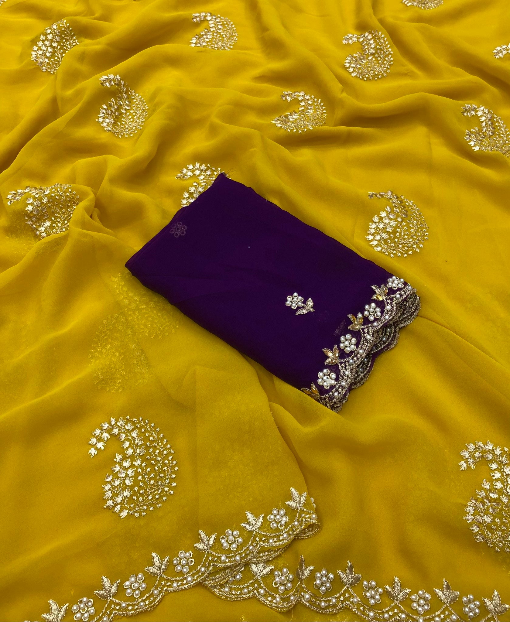 #Color_Mustard
