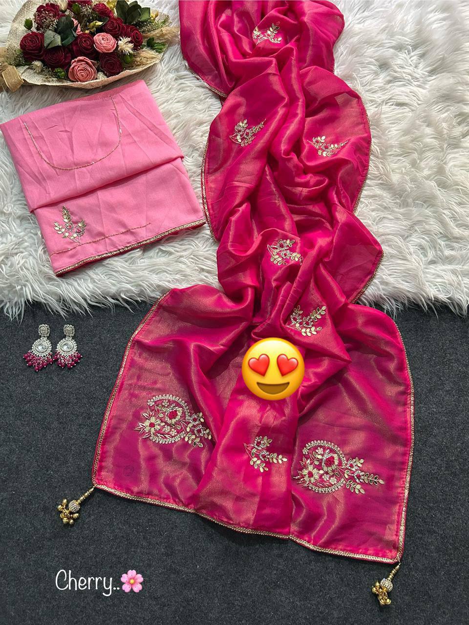 #Color_Pink