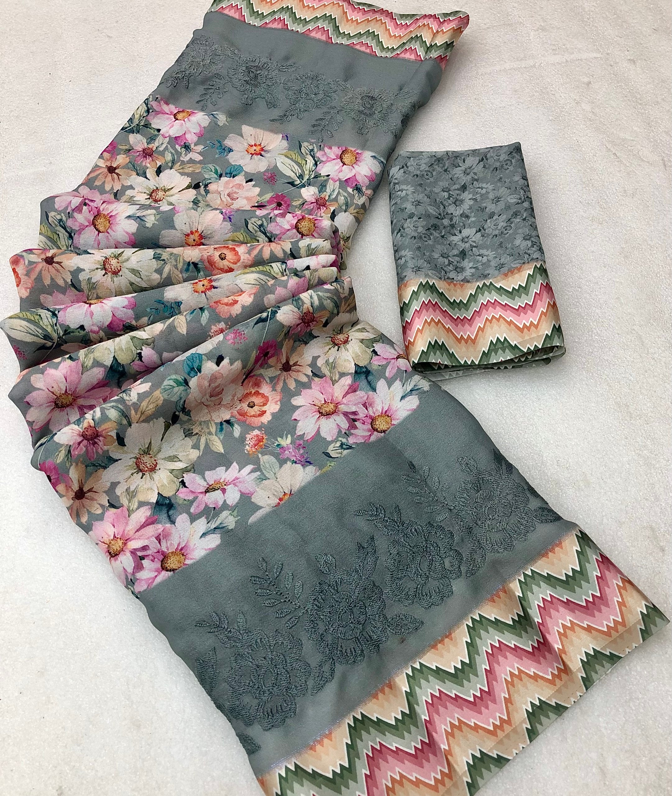 #Color_Grey