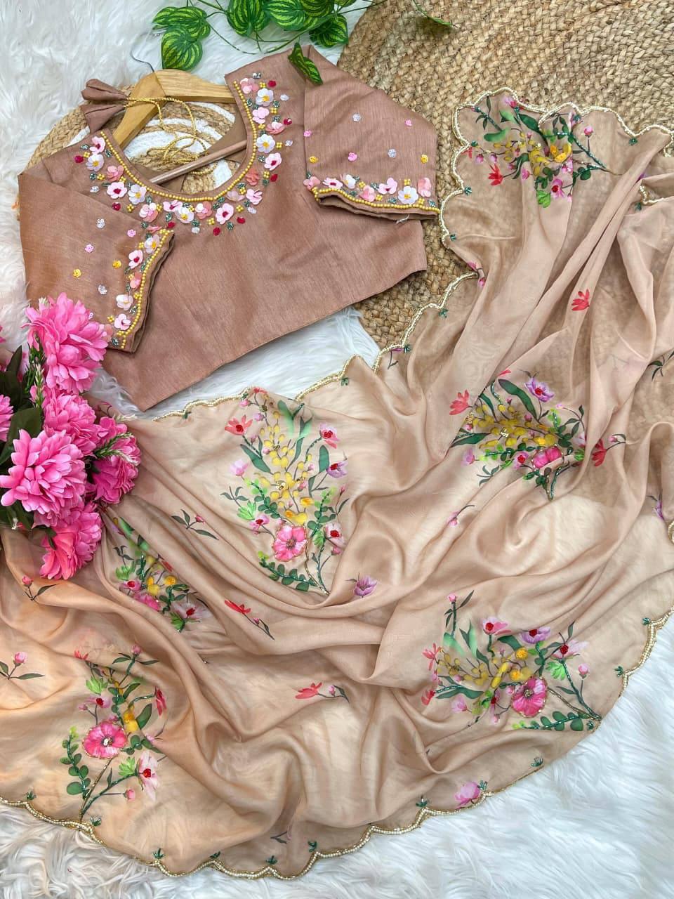 #Color_Beige