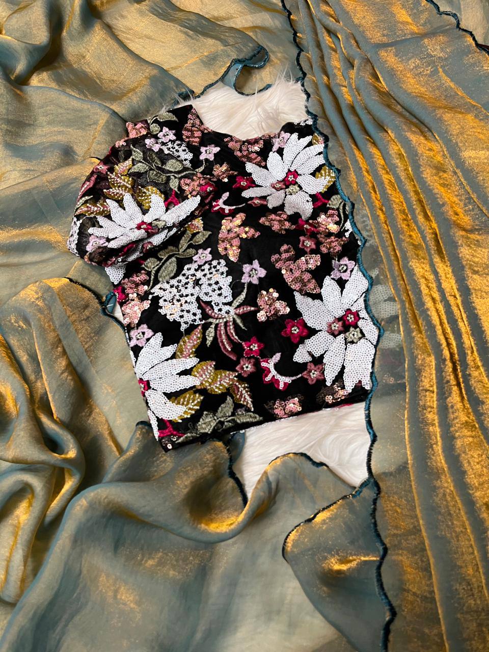 Tail Space Silk Fendy Satin Plain Shining Saree