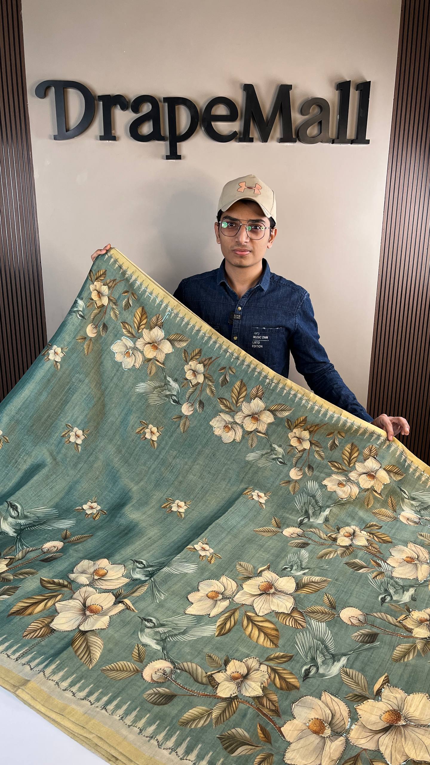 Sydney Soft Tissue Printed Zari Outline Saree