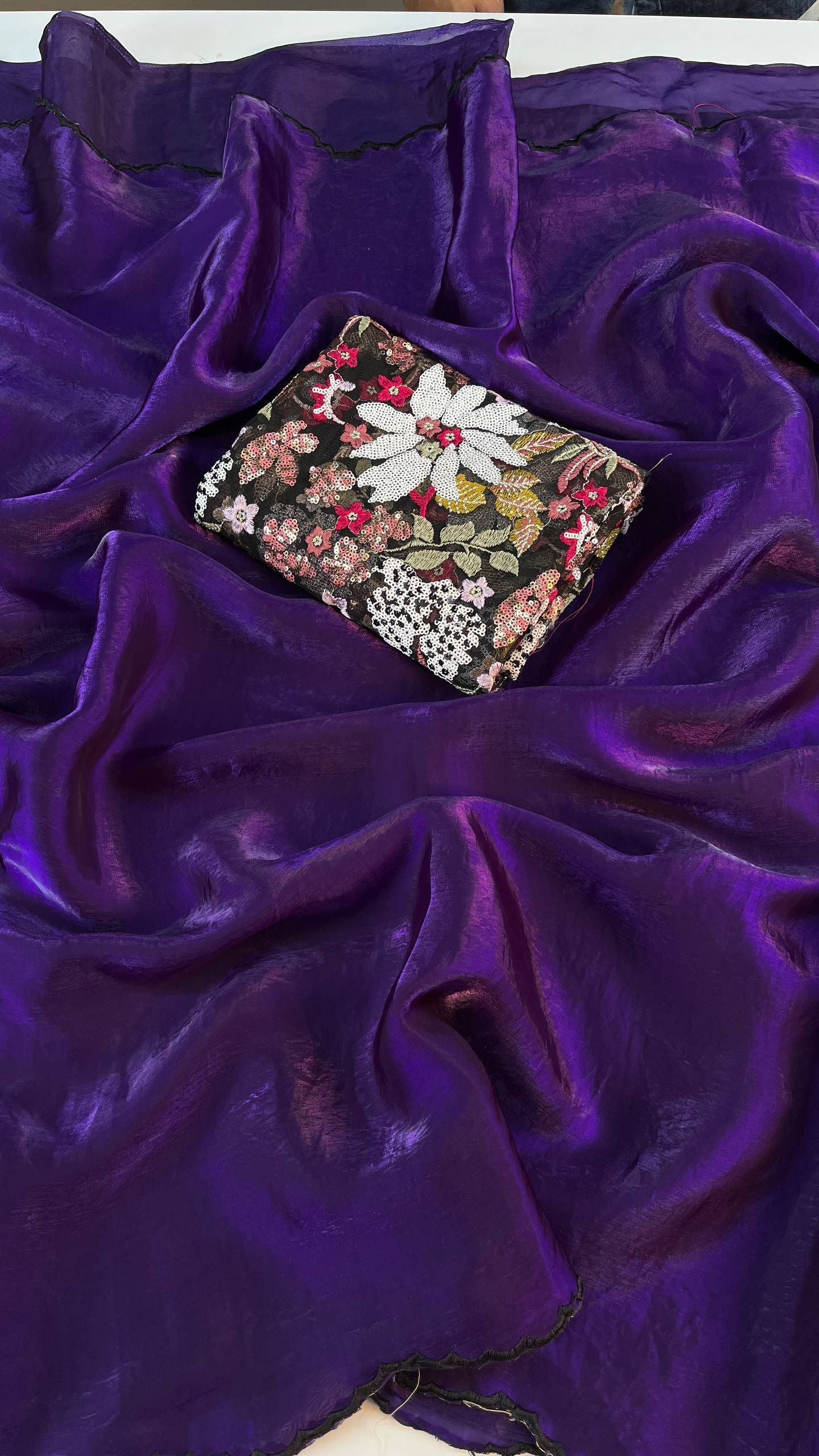 #Color_purple