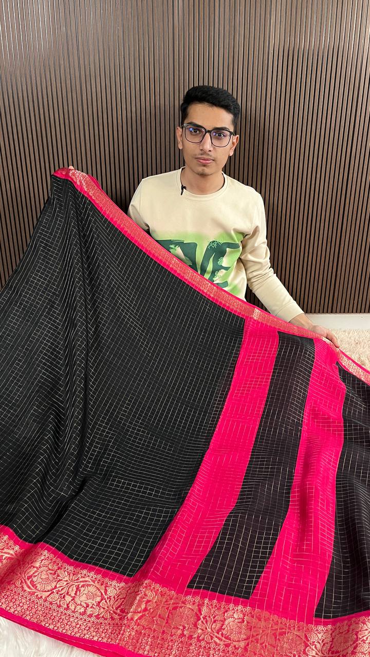 Zamro Dola Chex Jacquard Weaving Saree