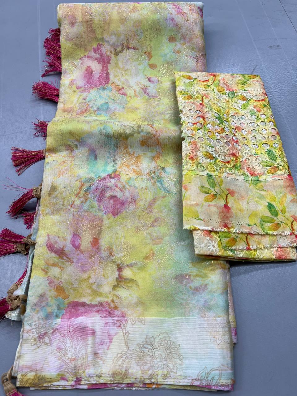 Soft linen printed , Furr & Foil work sarees with blouse