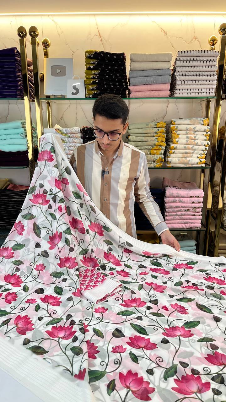 Khawar Weightless Pichwai Printed Saree