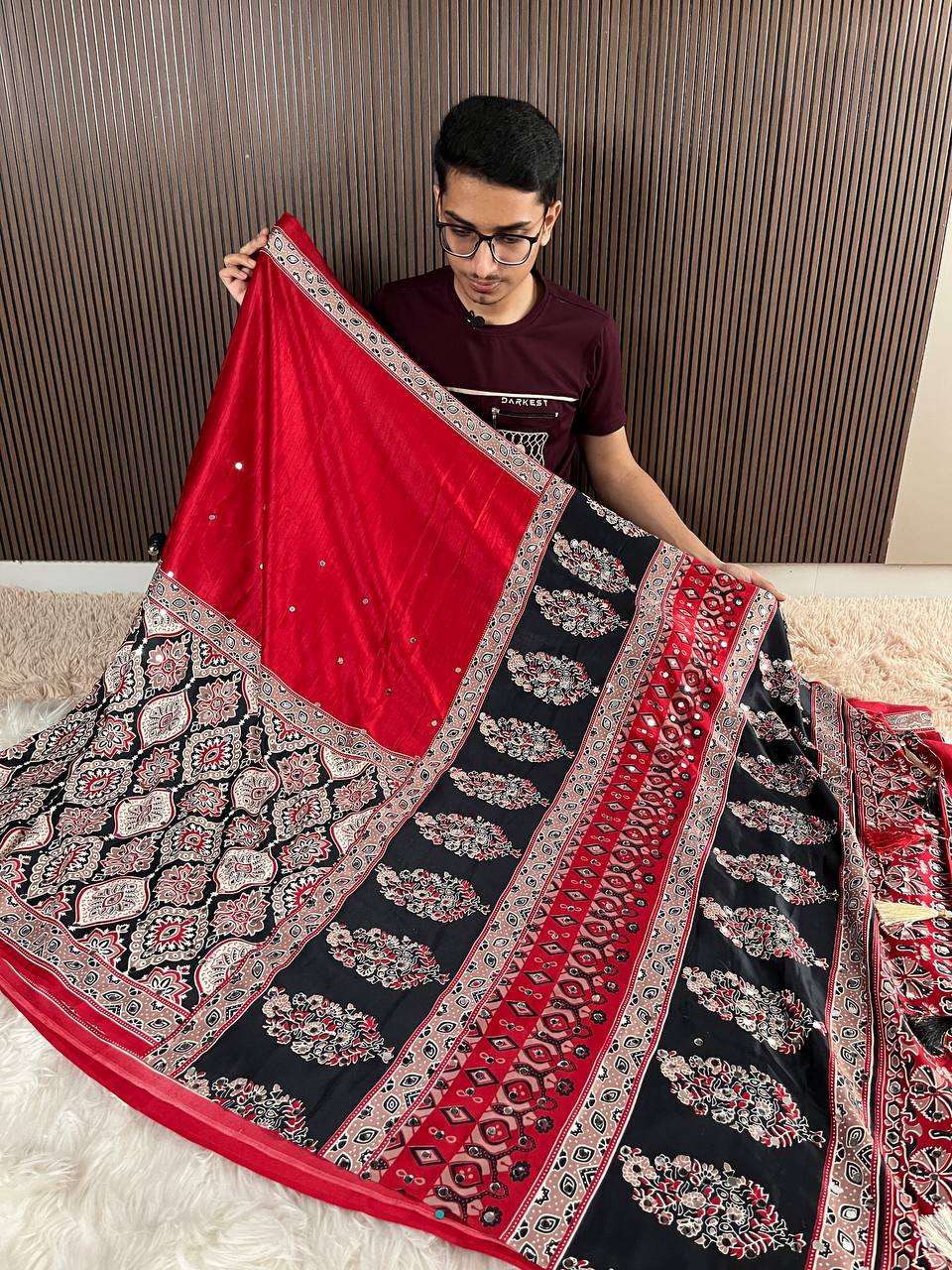 Sariz Light Satin Moss Weightless Mirror Work Saree