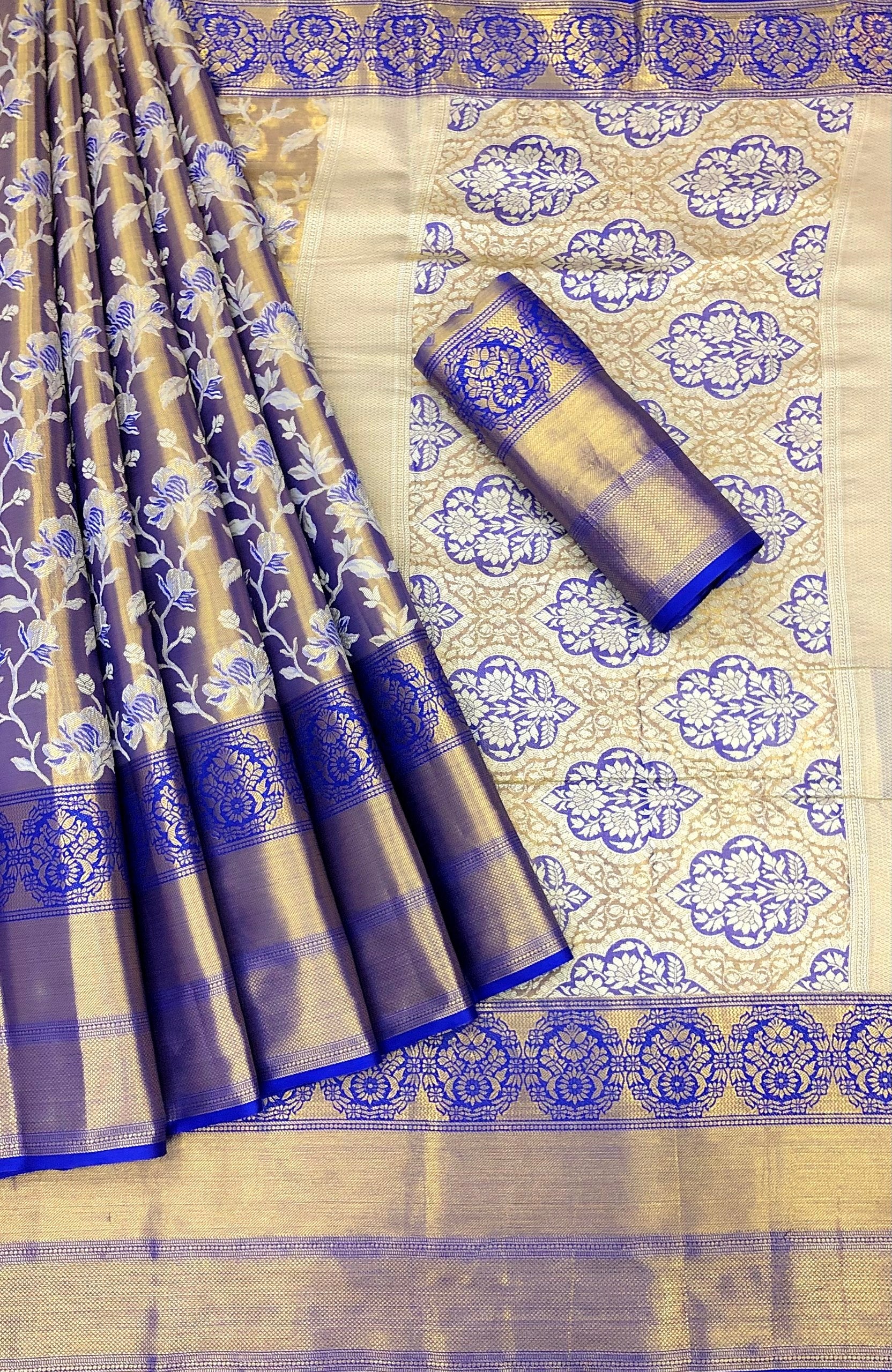 Cramsy Kanjiviram Pattu Silk Pure Zari Weaving Saree