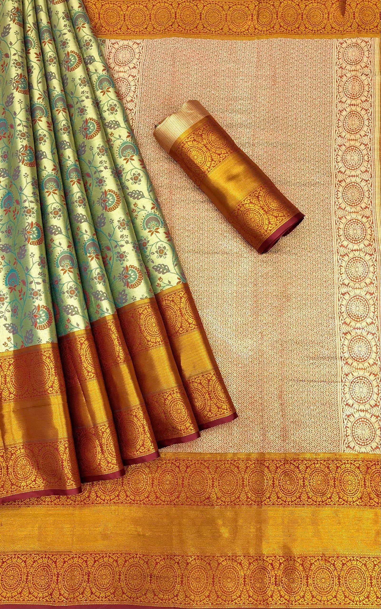 Freebee 2 Kanjiviram Pattu Silk Pure Zari Weaving Saree