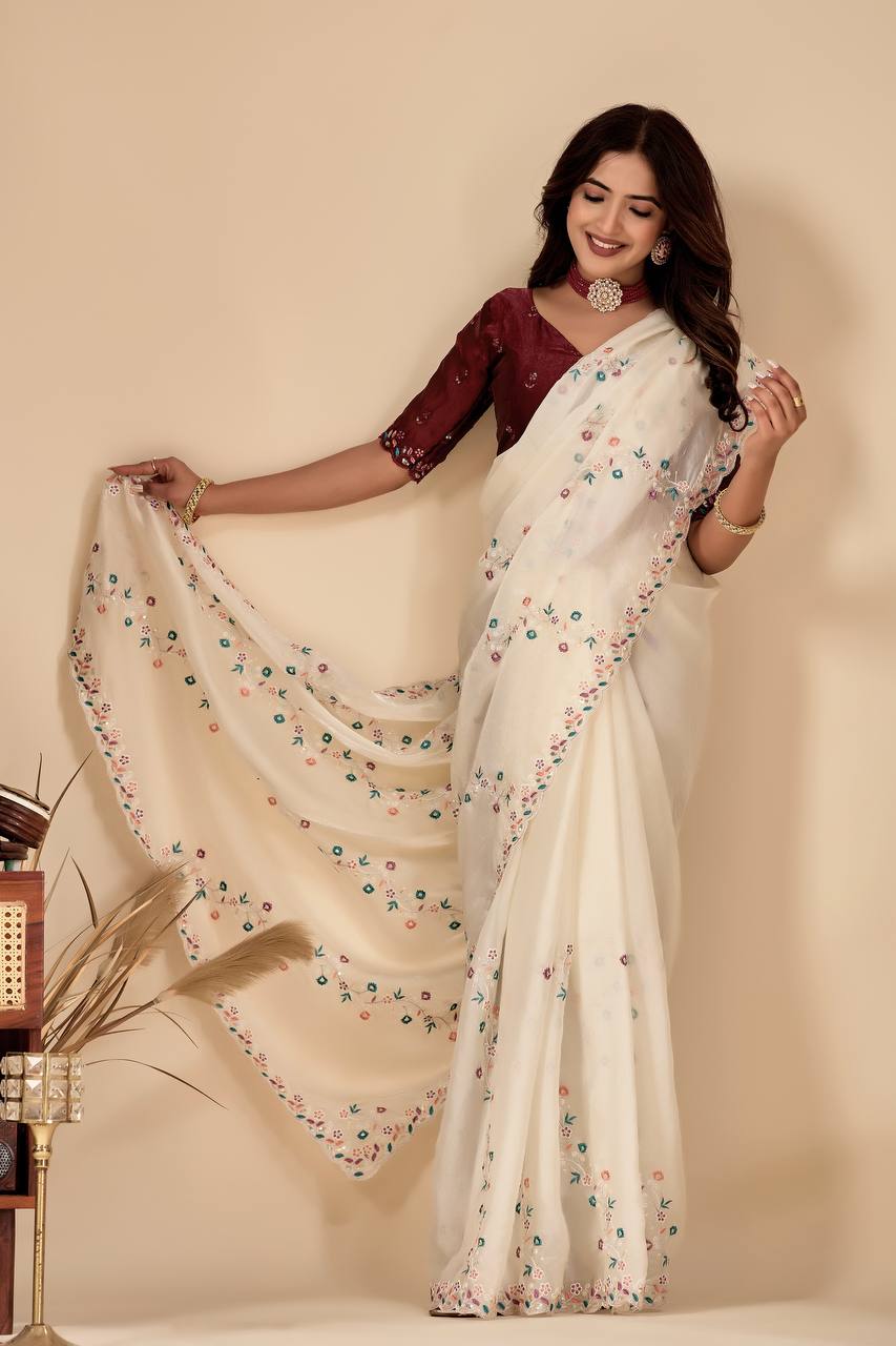 #Color_White