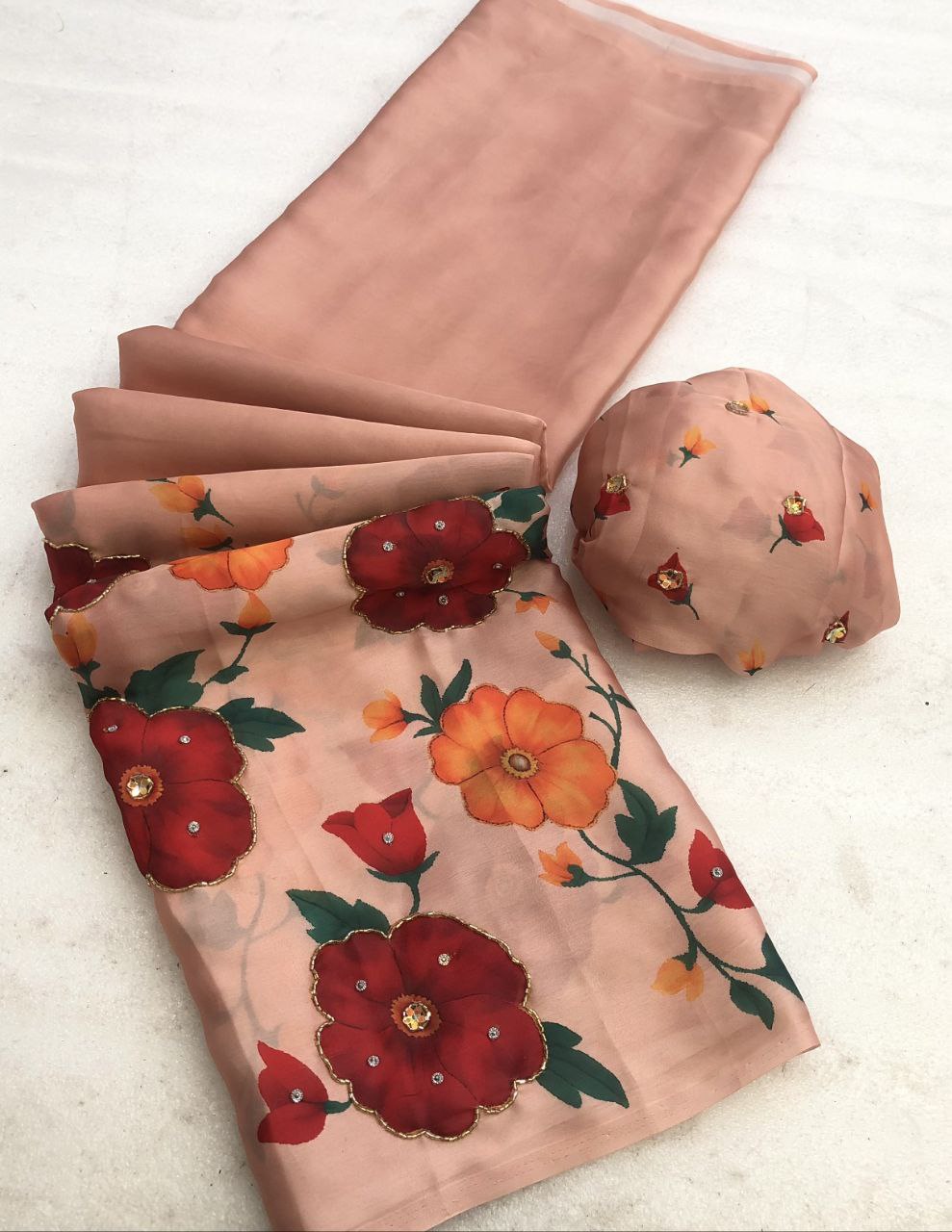 #Color_Peach