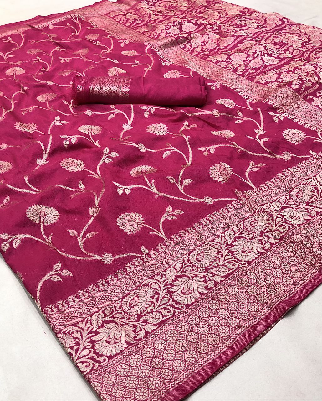 #Color_Pink