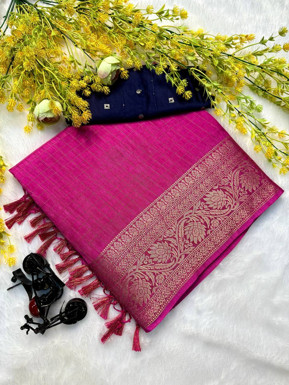 #Color_Pink