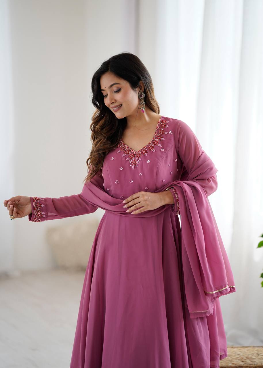 Kettel Fox Georgette Heavy Quality Gown