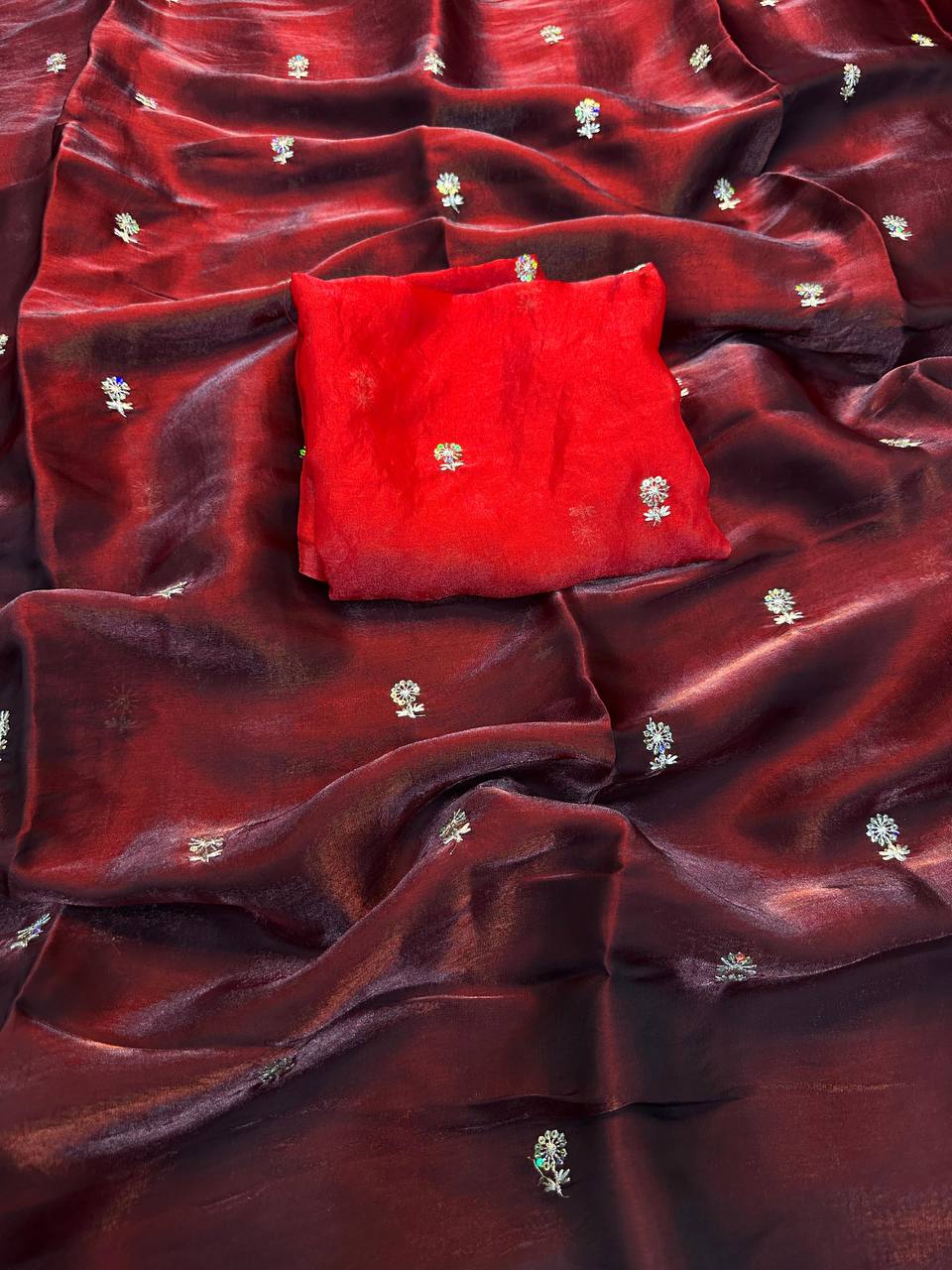 #Color_Maroon