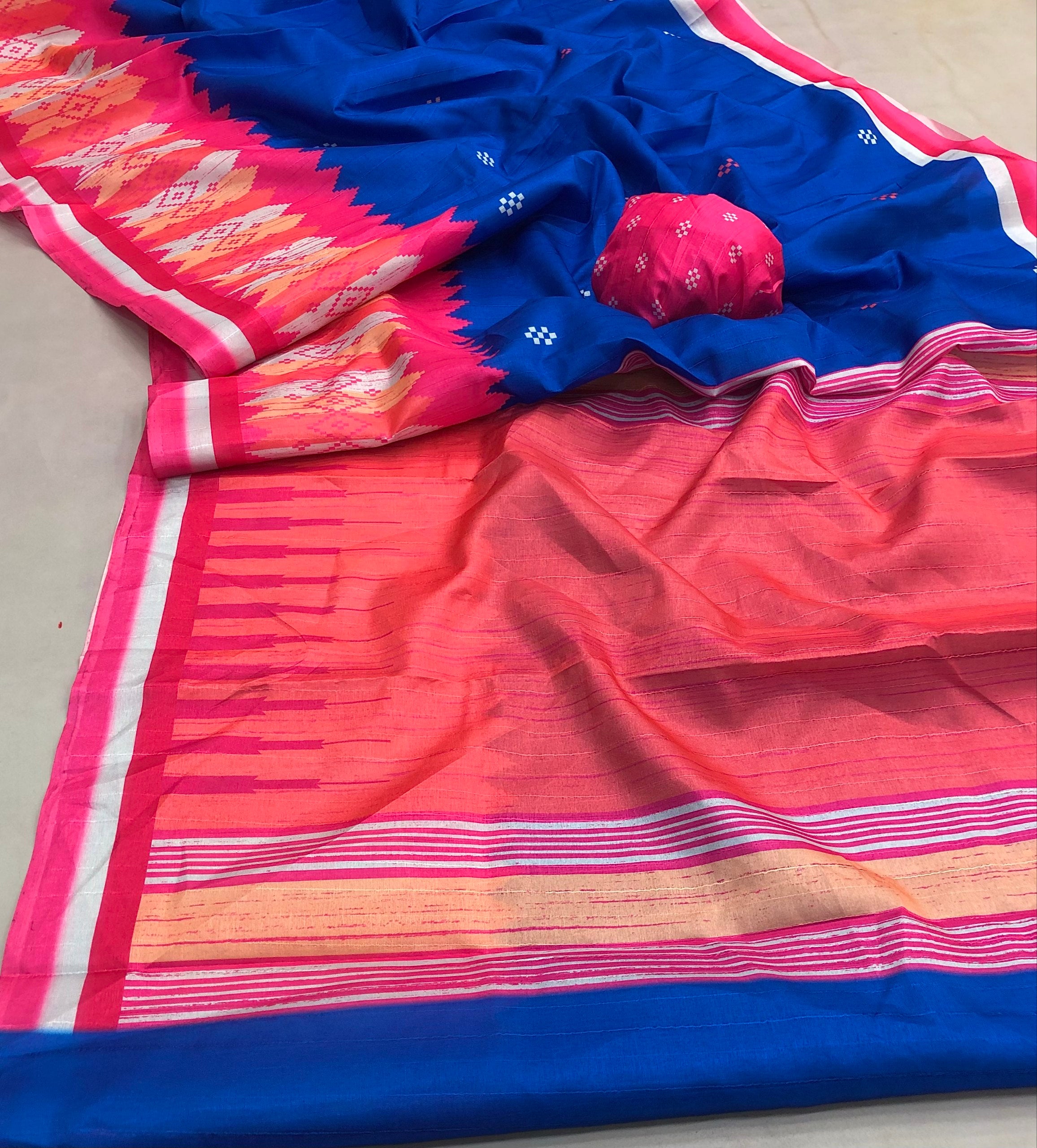 #Color_RoyalBlue