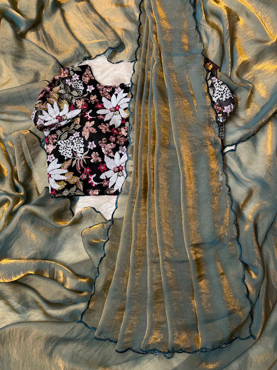 Tail Space Silk Fendy Satin Plain Shining Saree