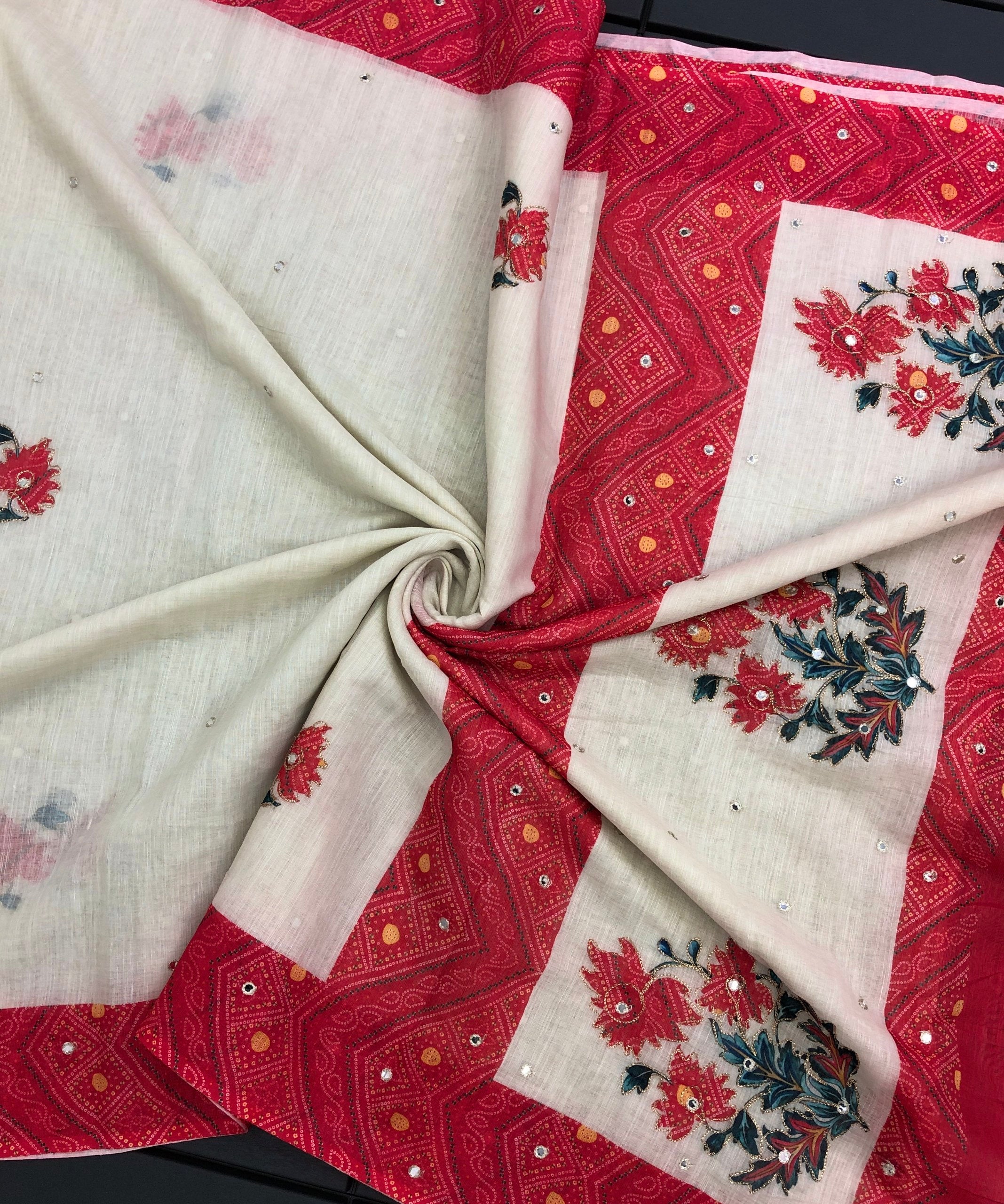 Fanoos Soft Linen Bandhani Printed Saree