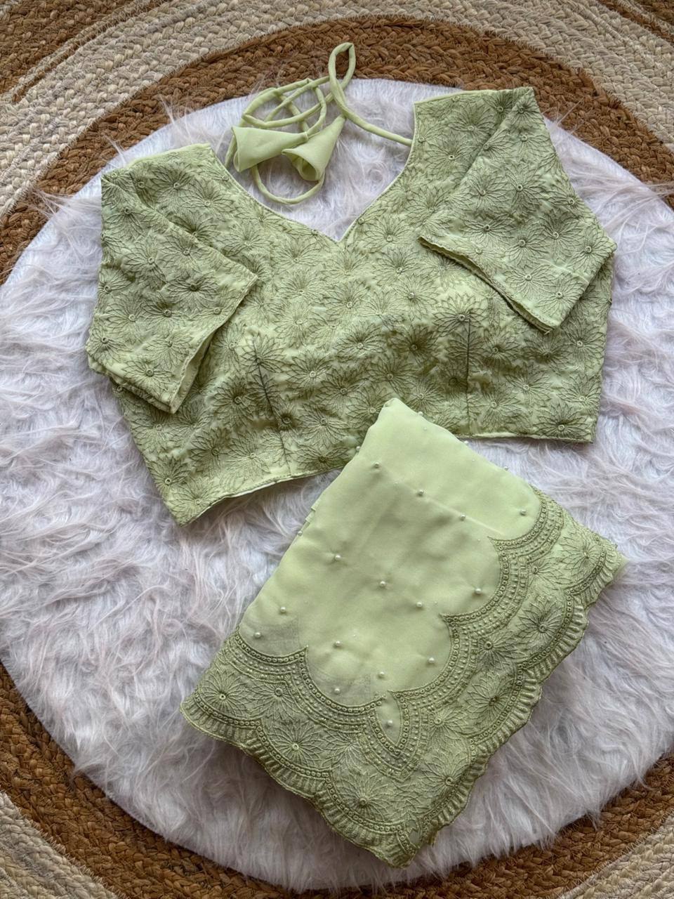 Drooz Faux Georgette With Embroidery Thread Work Saree