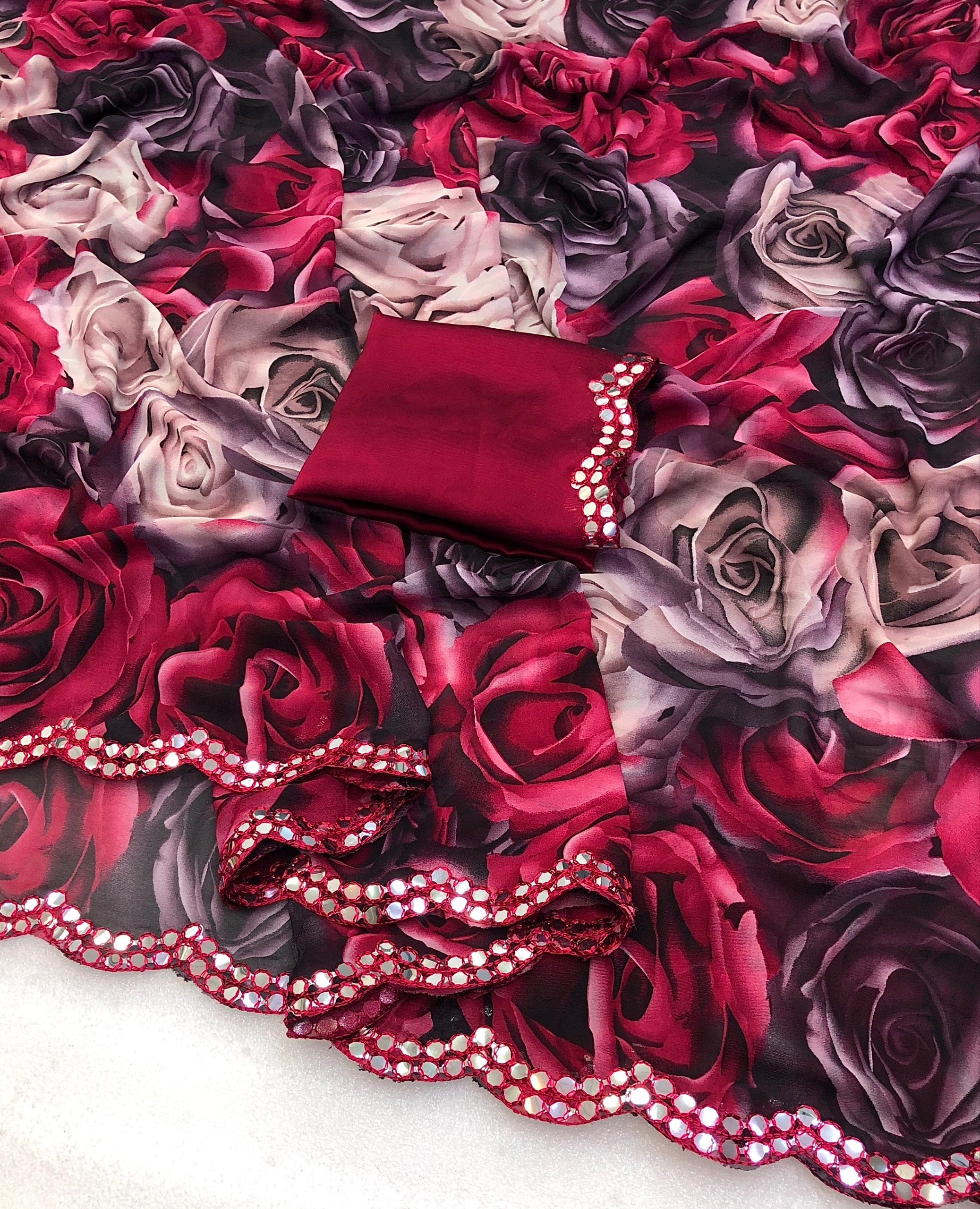 Angil Weightless Chiffon With Floral Printed Saree