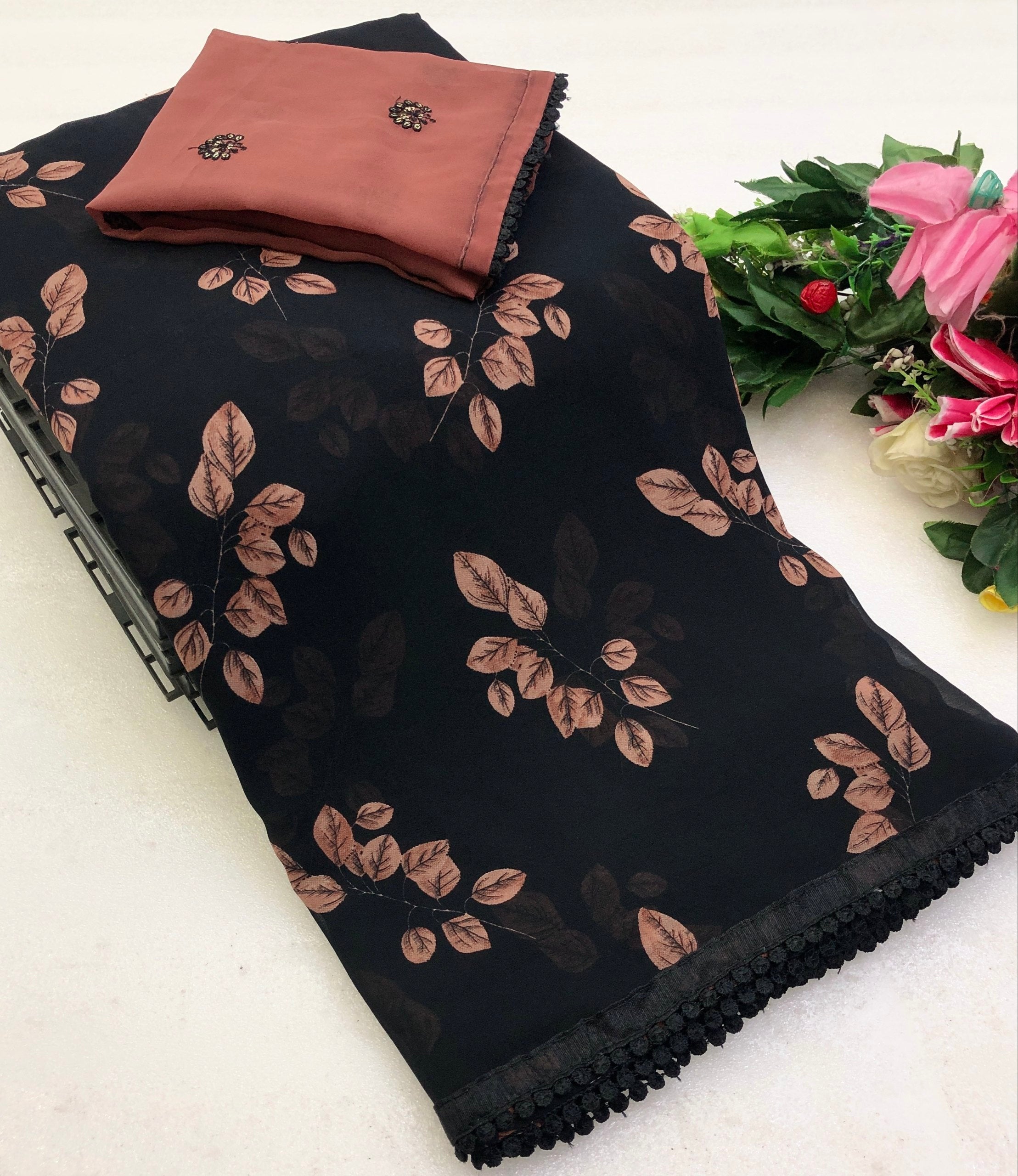 Insha Weightless Chiffon Floral Digital Print Saree