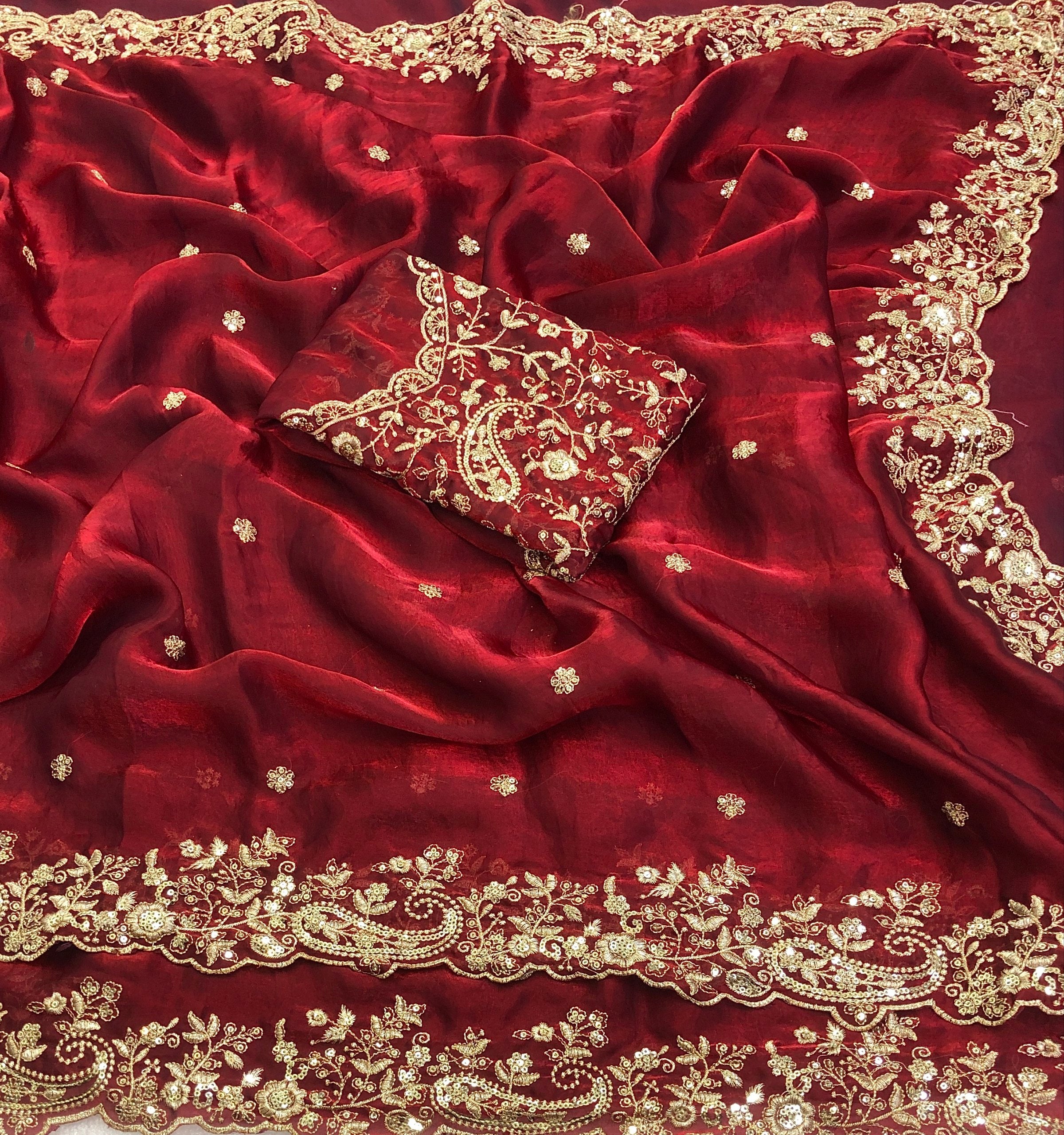 #Color_Maroon
