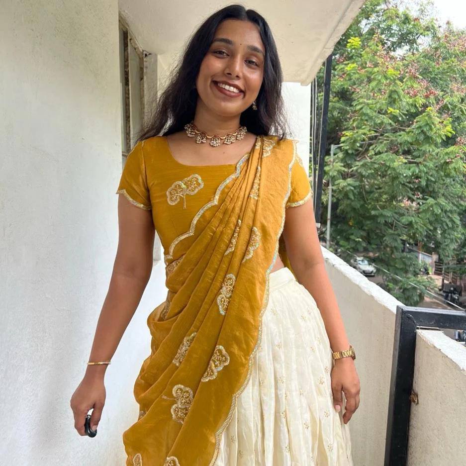#Color_Yellow