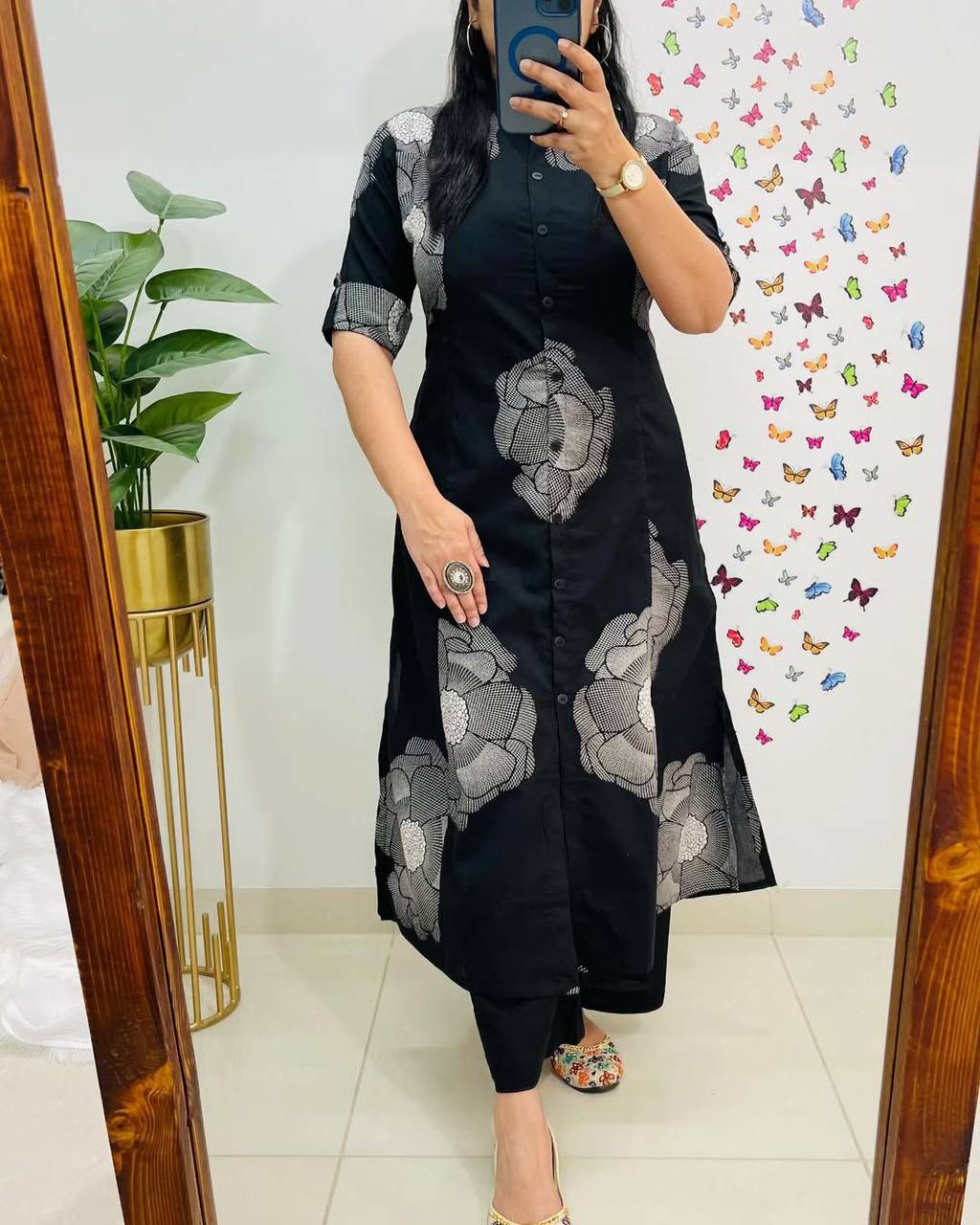 #Color_Black