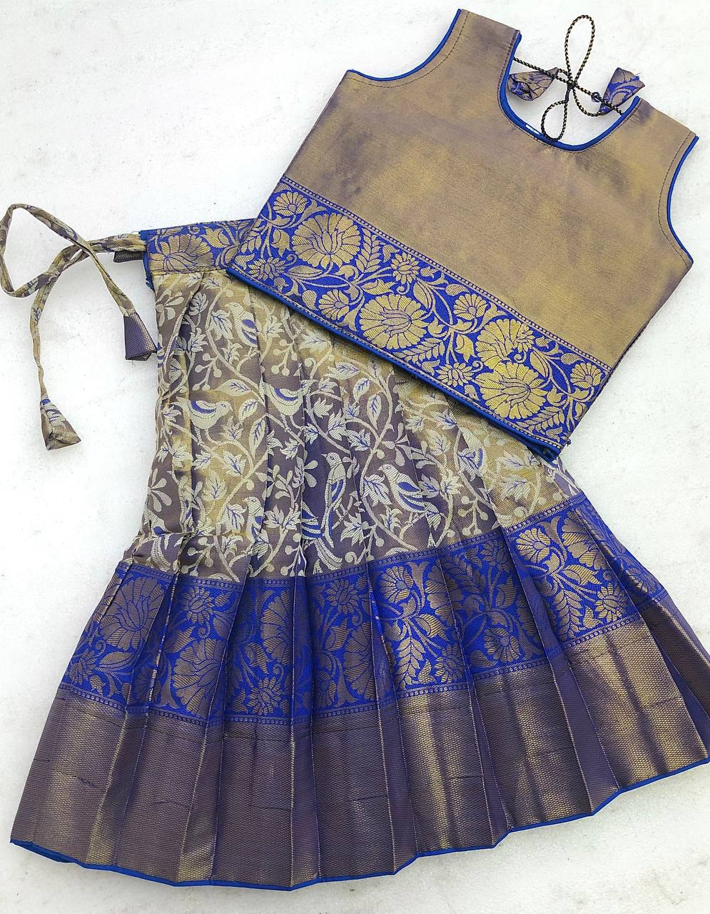 #Color_RoyalBlue