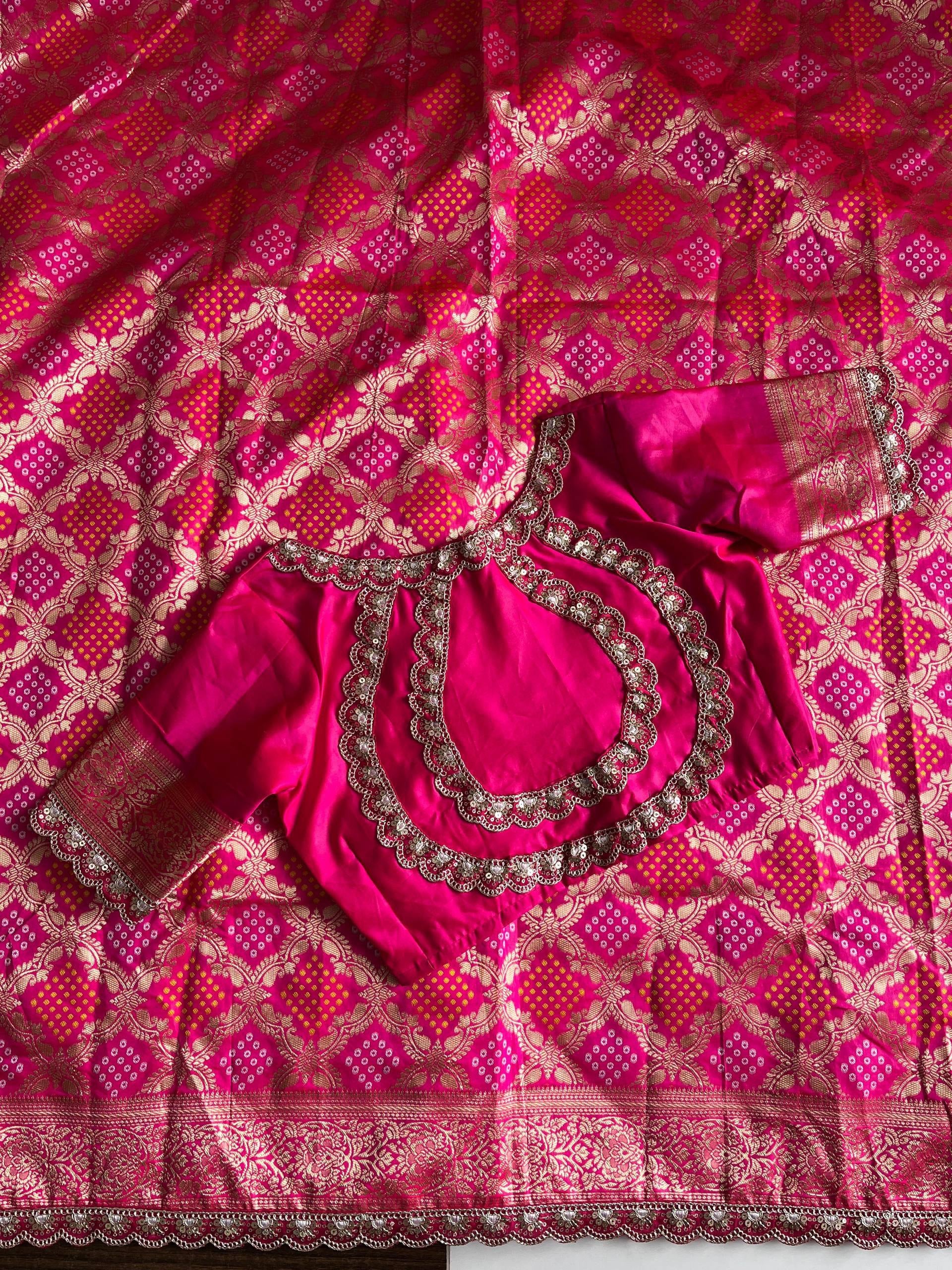 Premium Banarasi Pattu Bandhani Weaving Saree