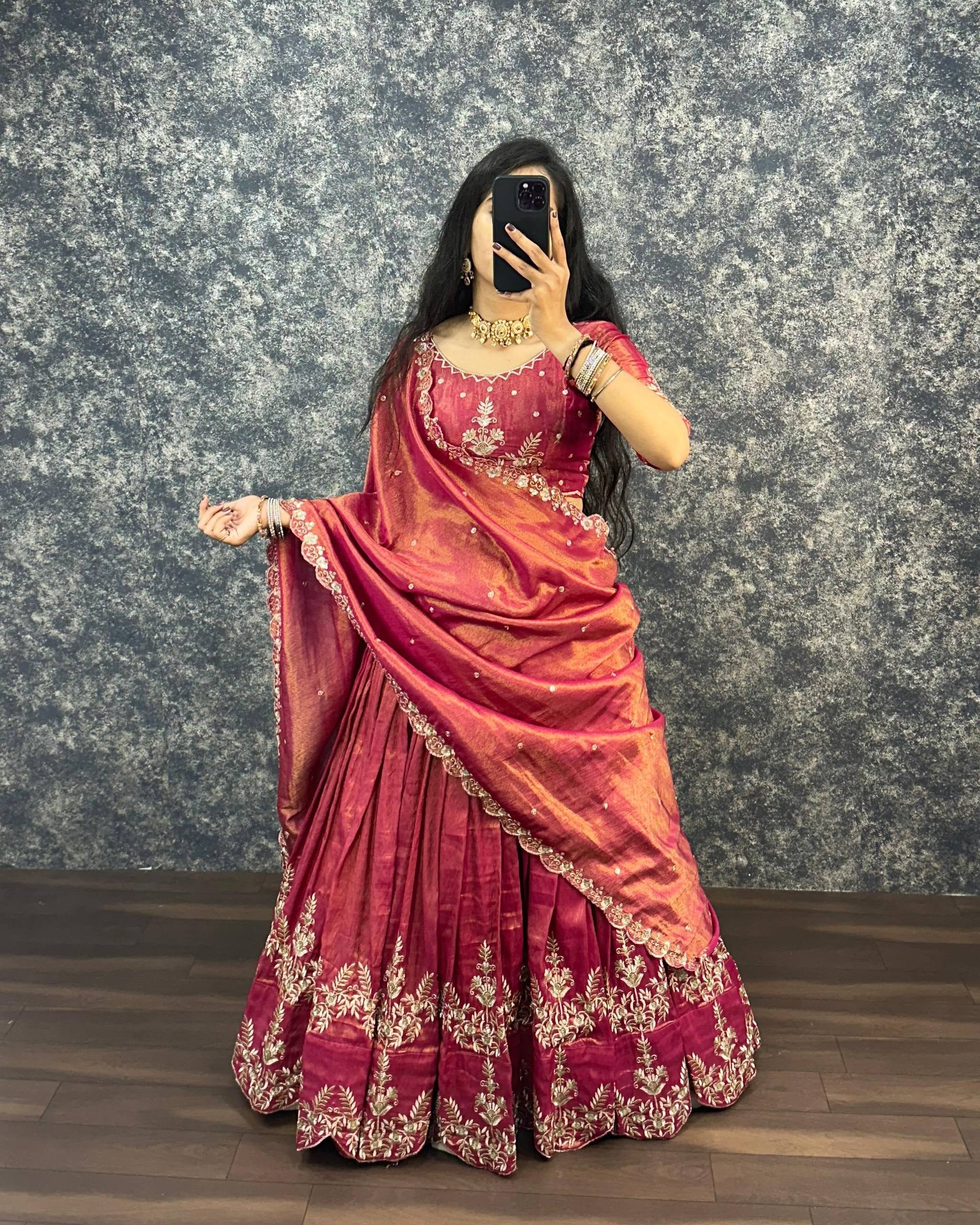 #Color_Pink