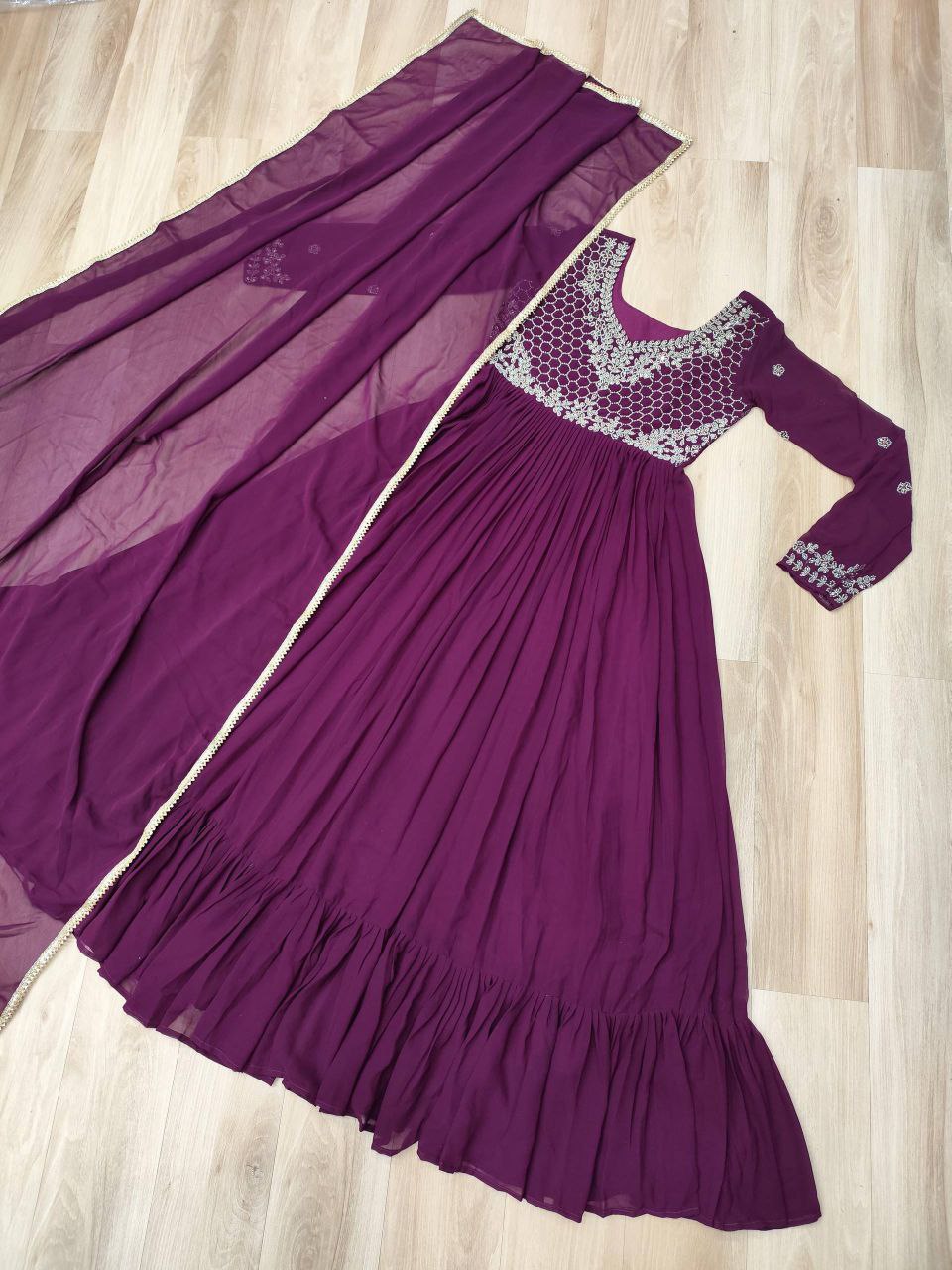 Trace Faux Blooming Wine Embroidery Work Gown