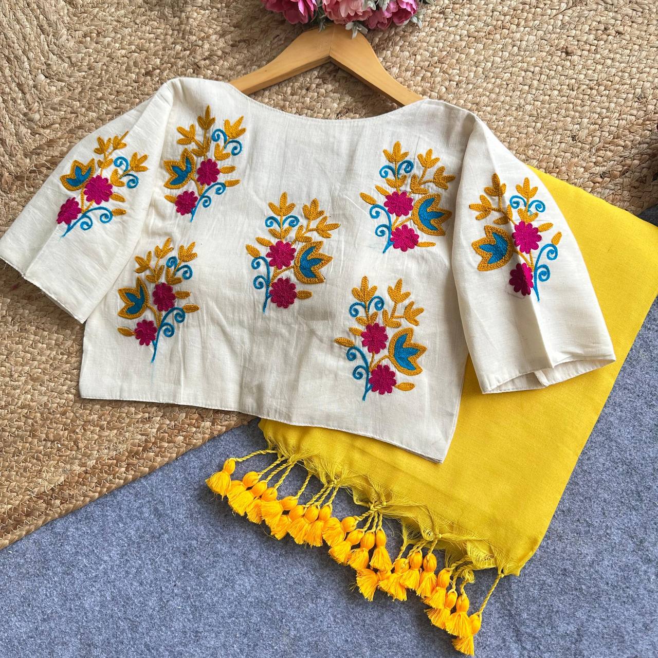 #Color_Yellow