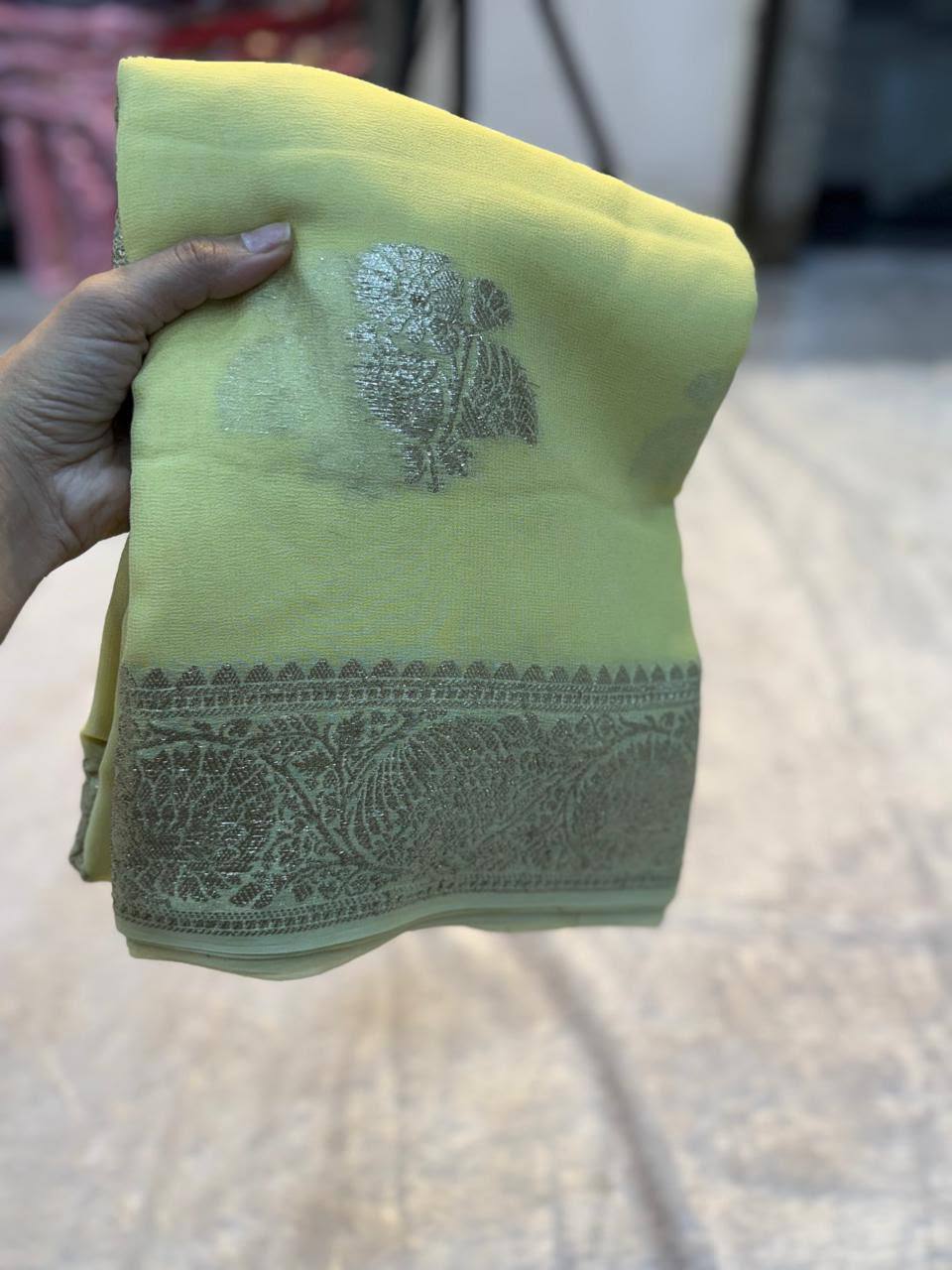#Color_Beige