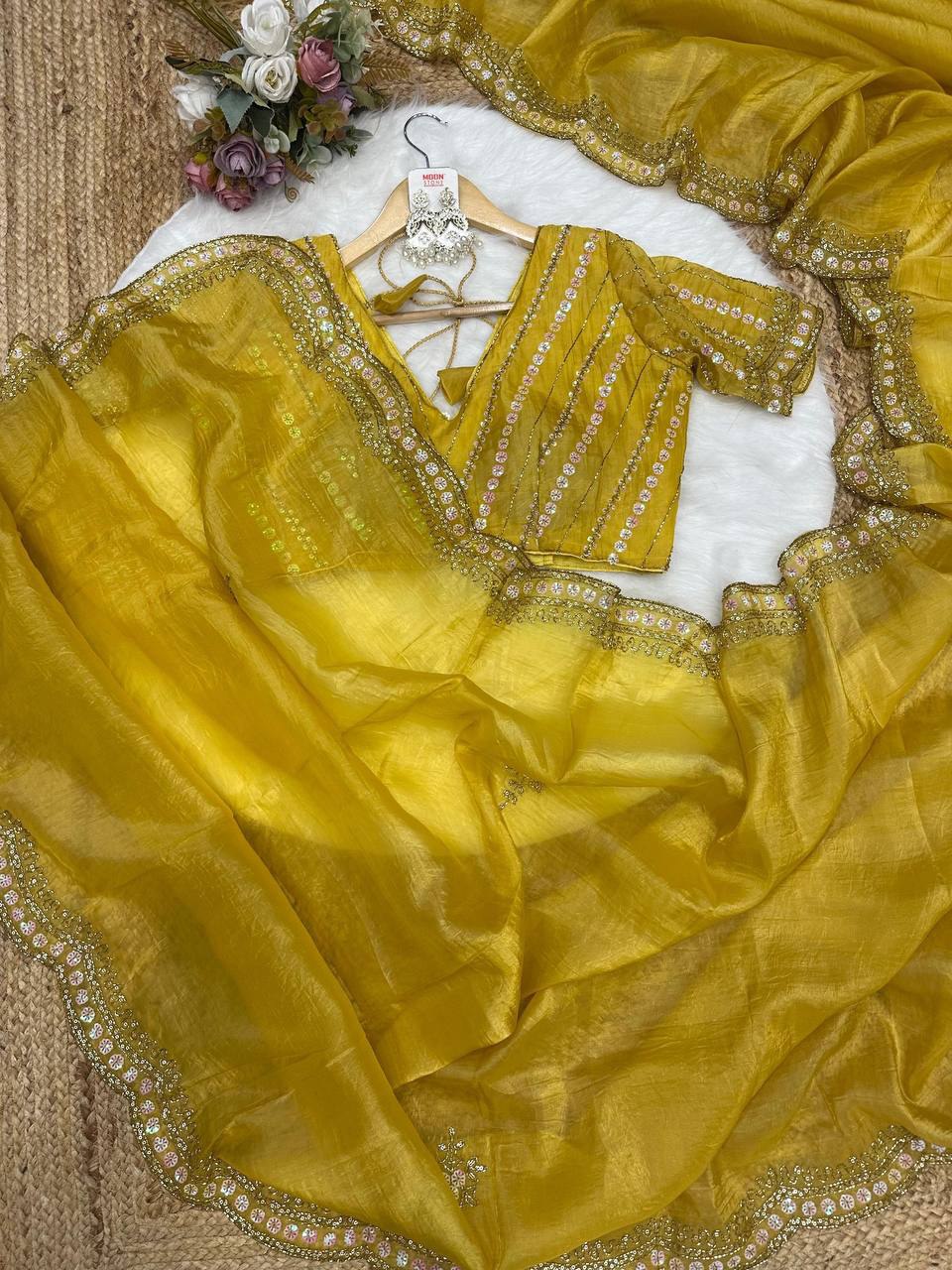 #Color_Yellow