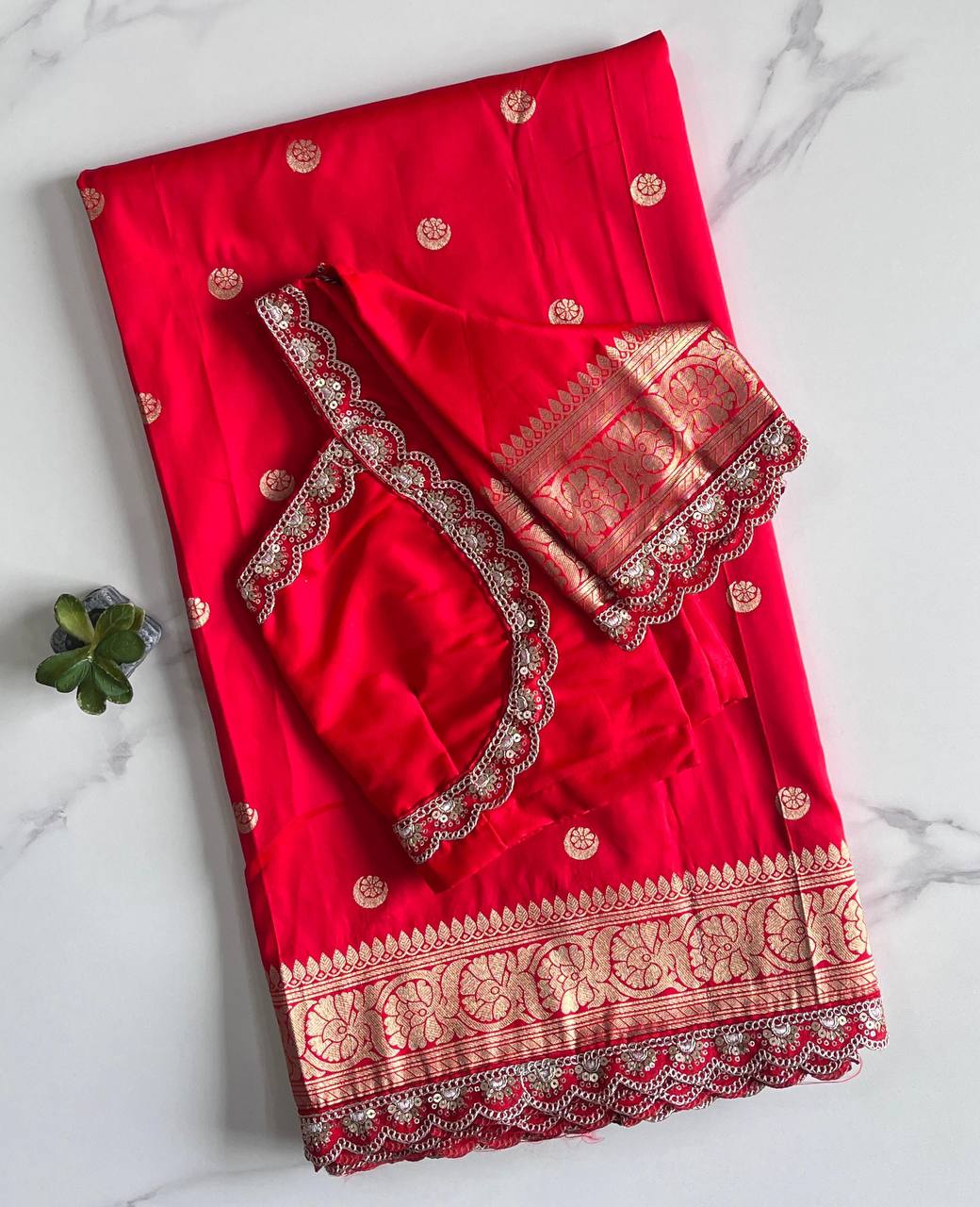 Banarasi Pattu saree with Moon  & Flower Weaving on all over the saree