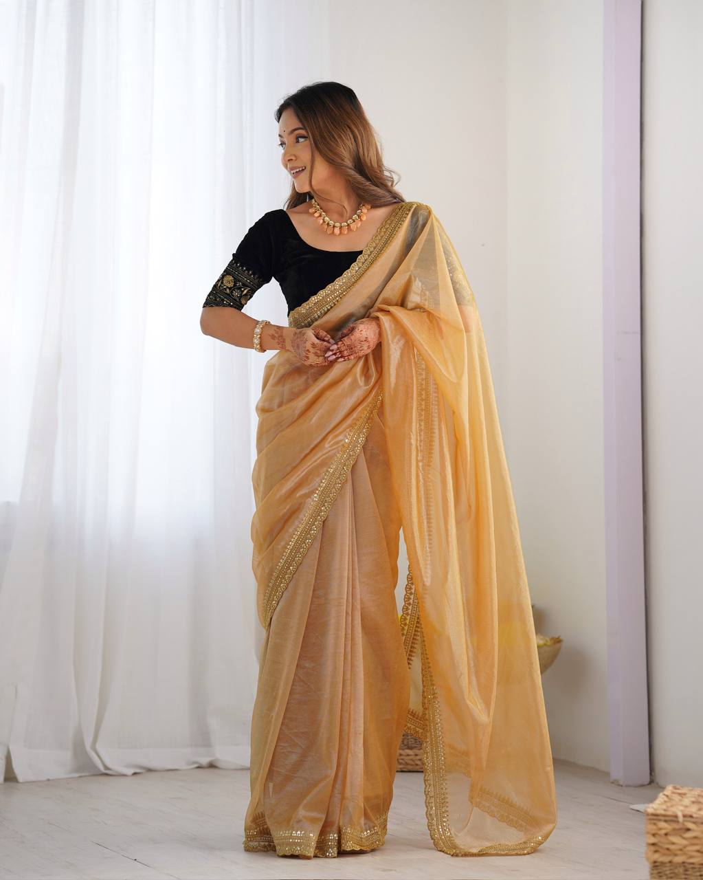 #color_gold