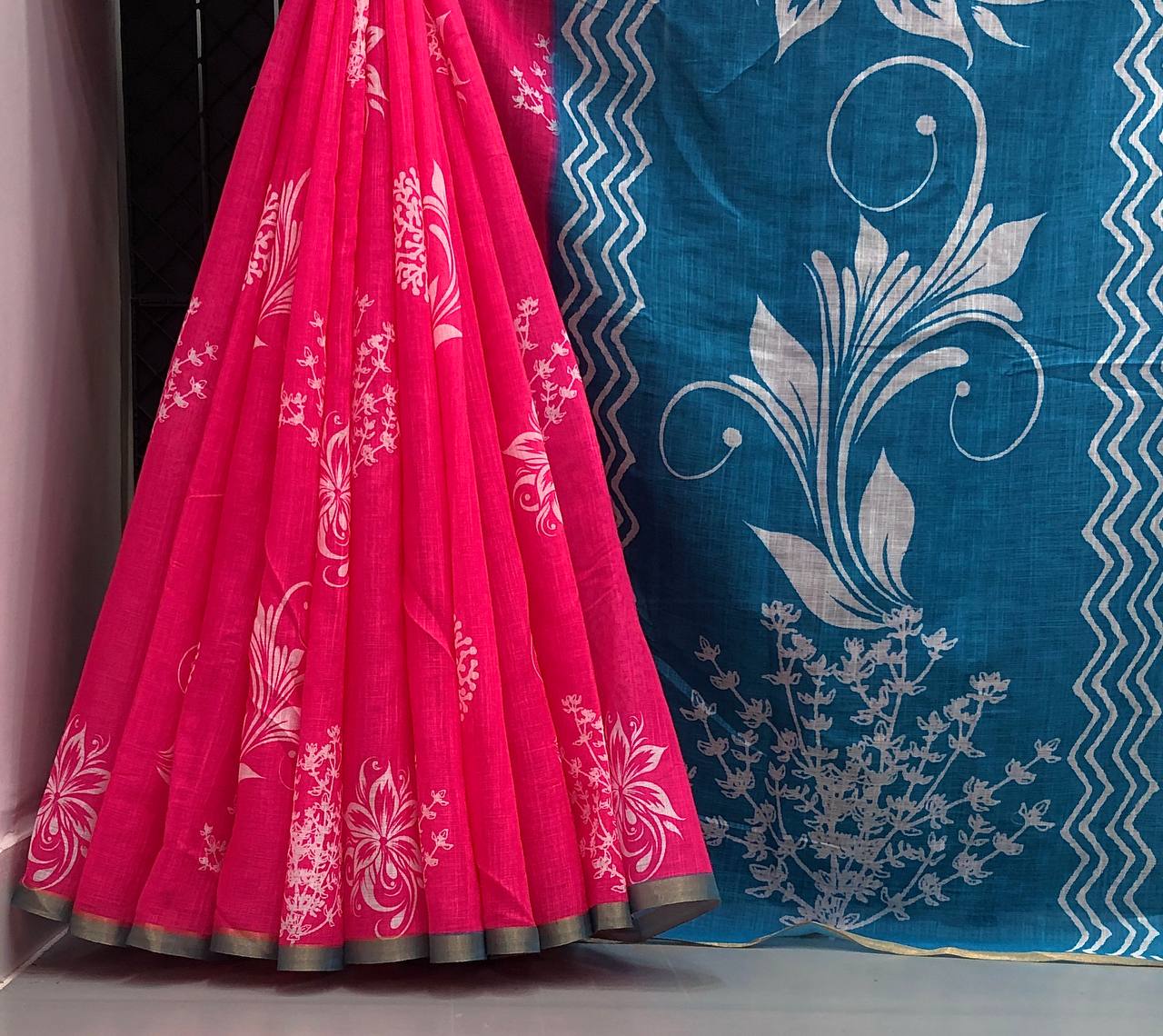 #Color_Pink