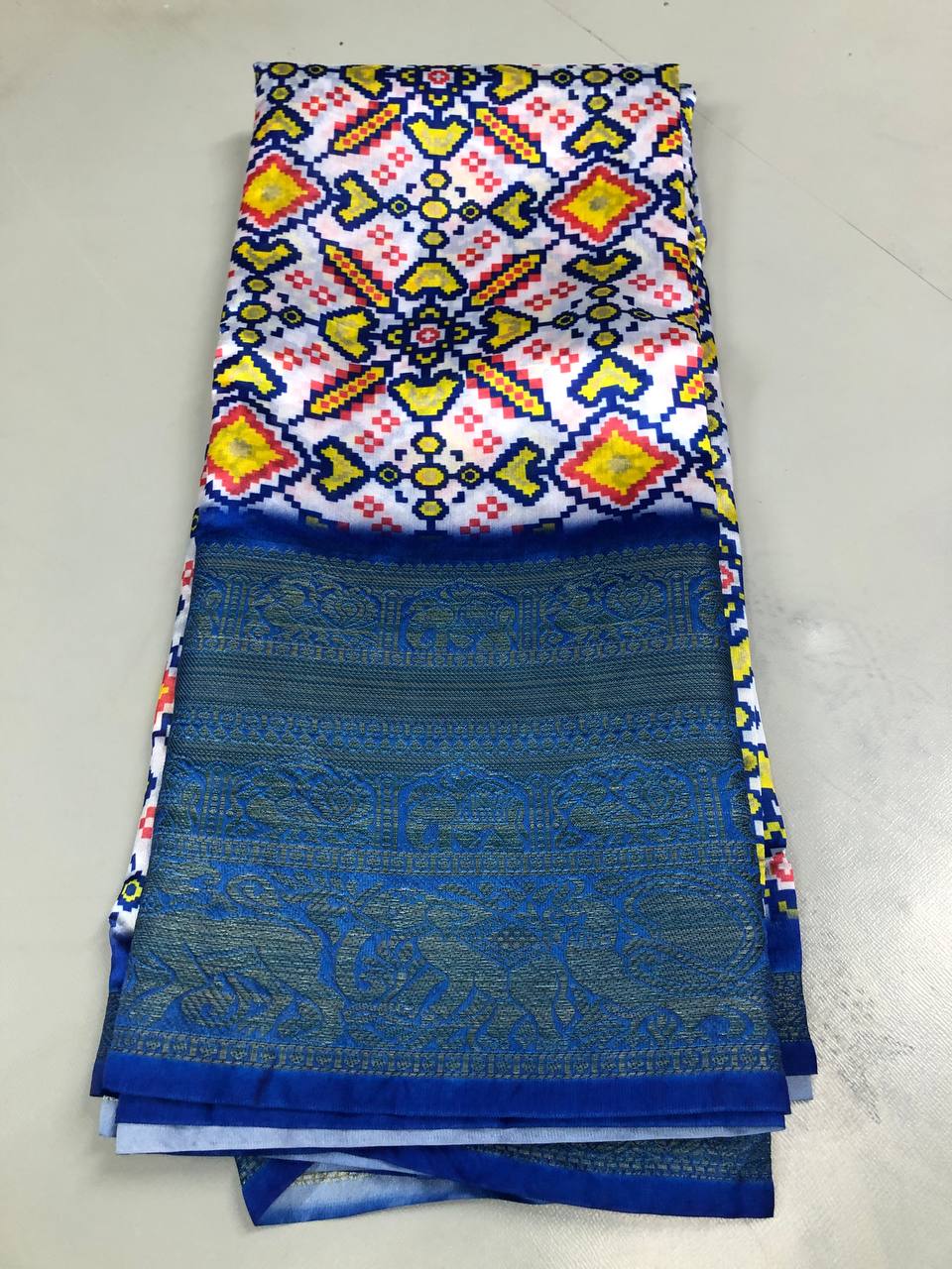 Soft Linen Printed, Furr & Foil Work Sarees with Blouse