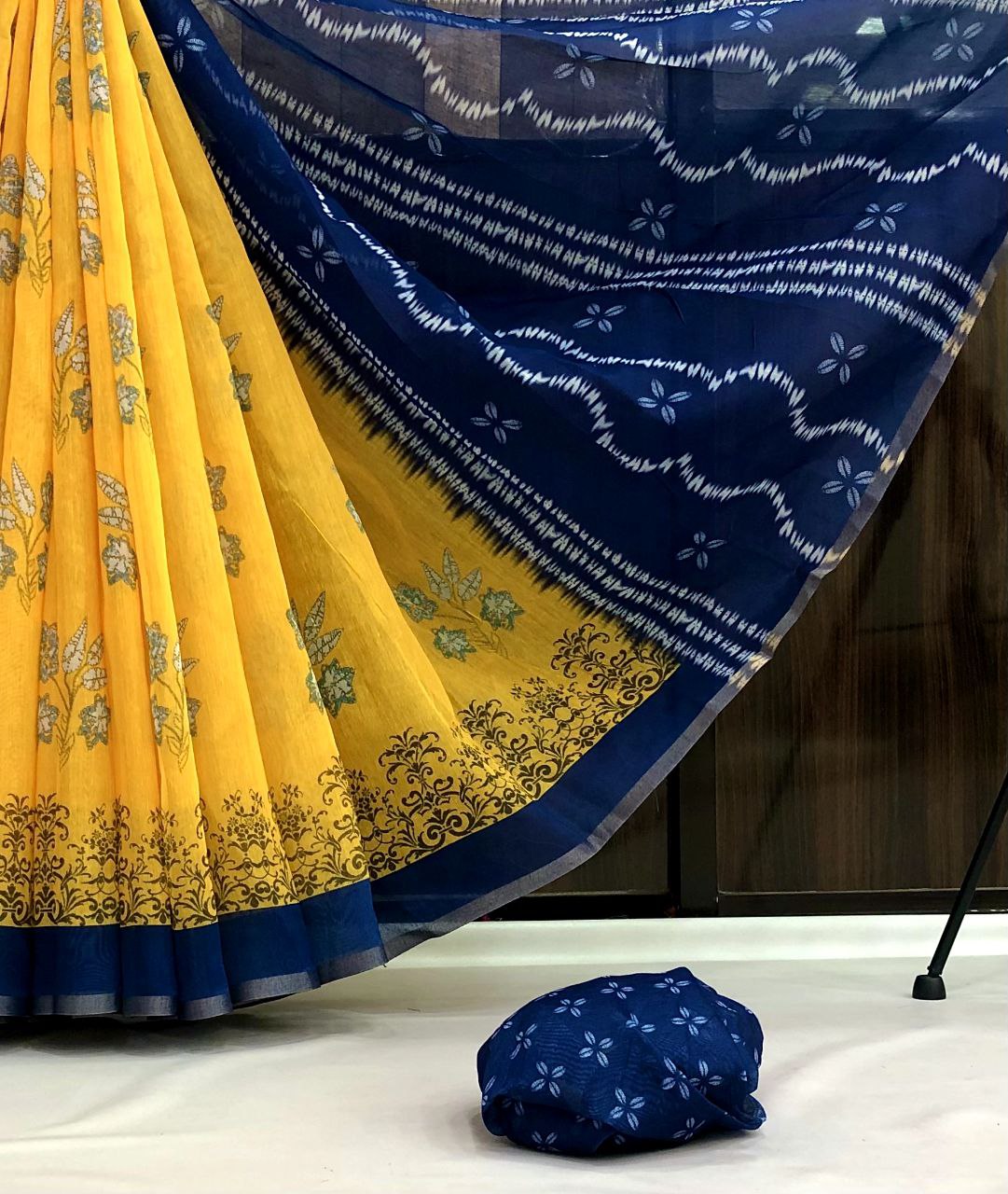 #Color_Yellow