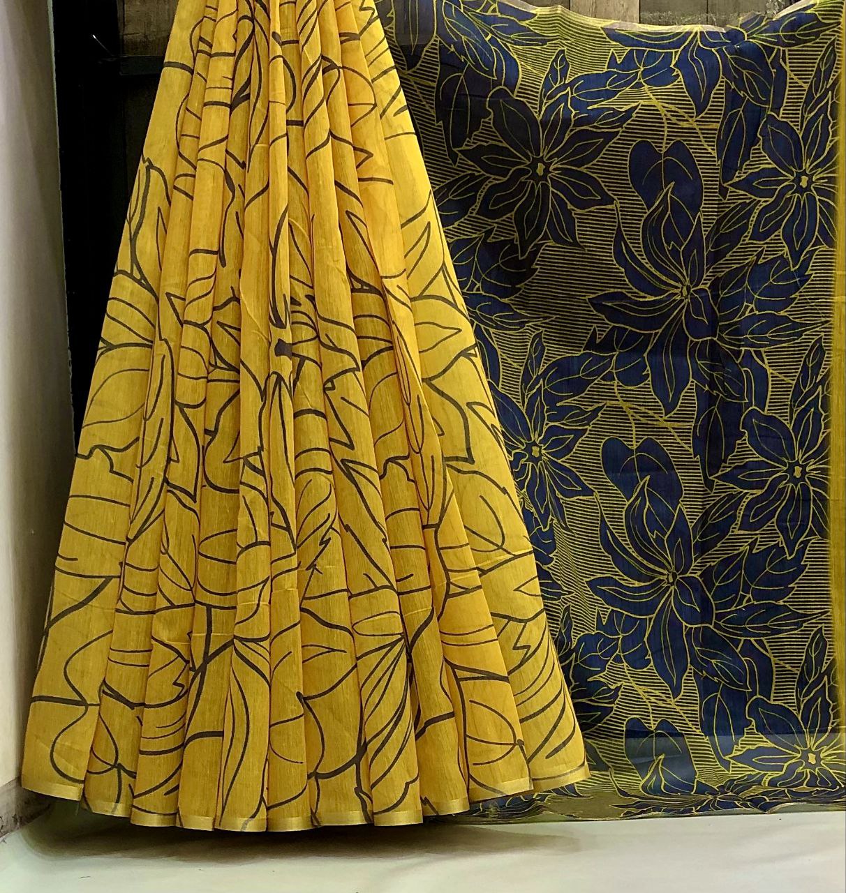 #Color_Yellow