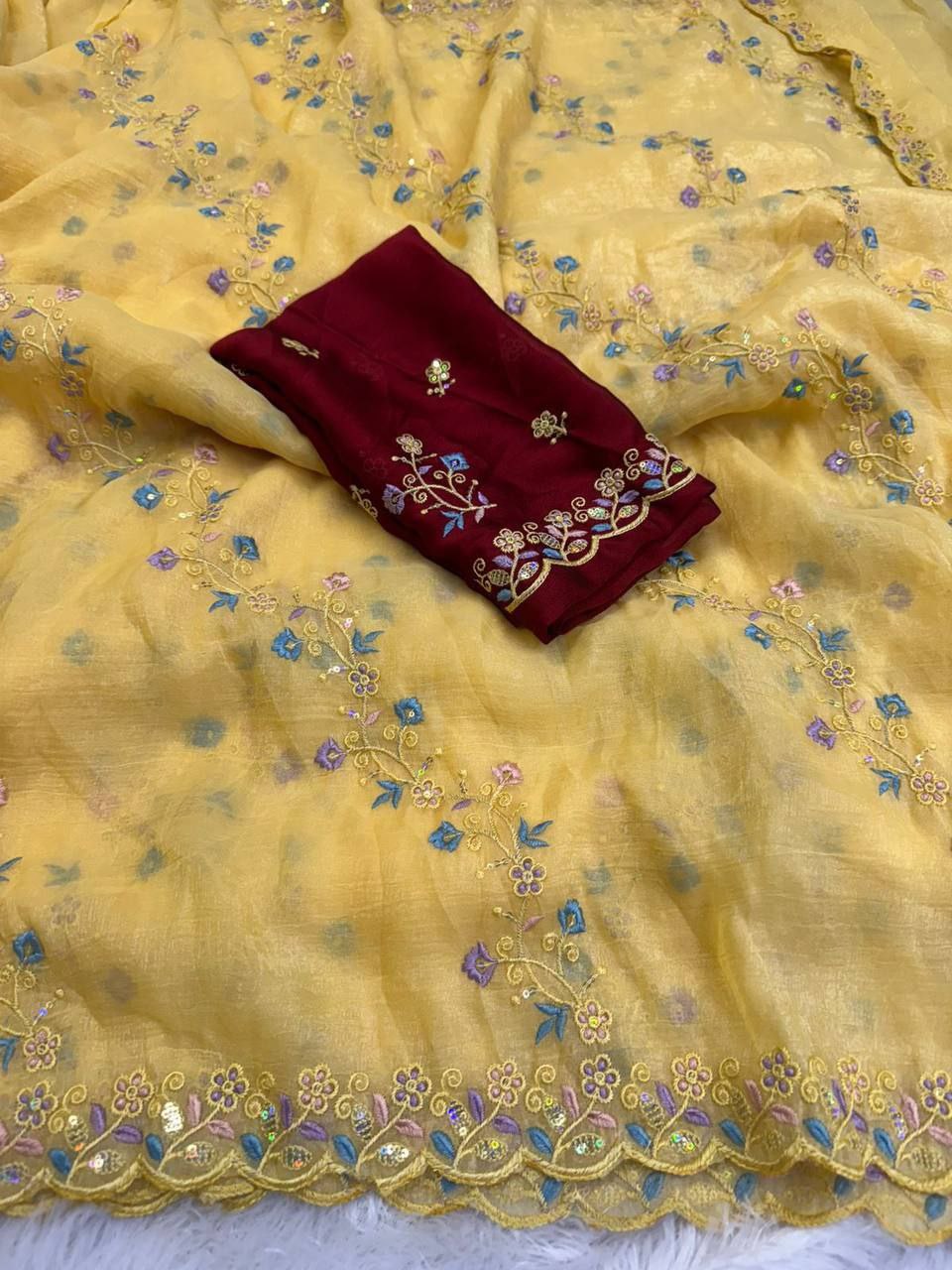 #Color_Yellow