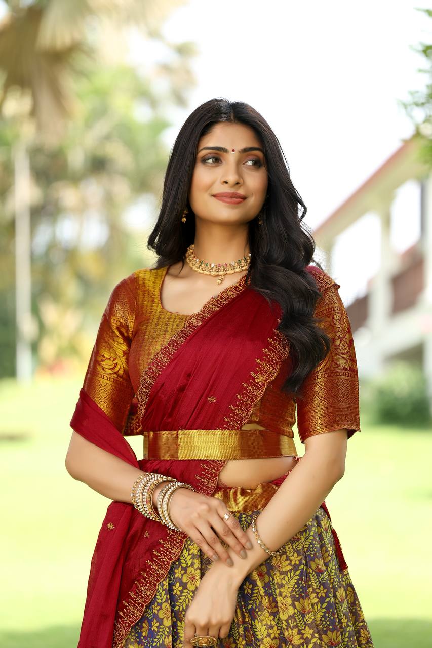 #Color_Maroon