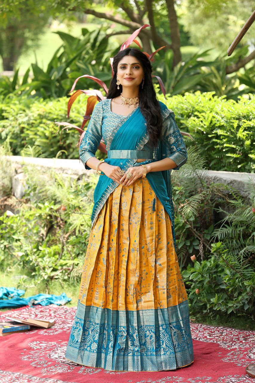 #Color_Yellow