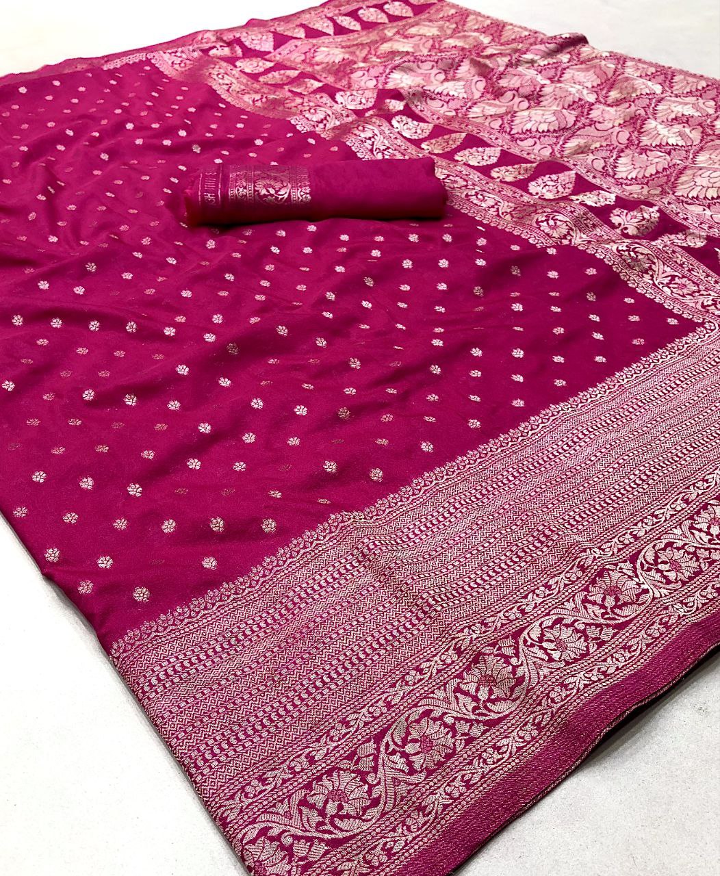 #Color_Pink