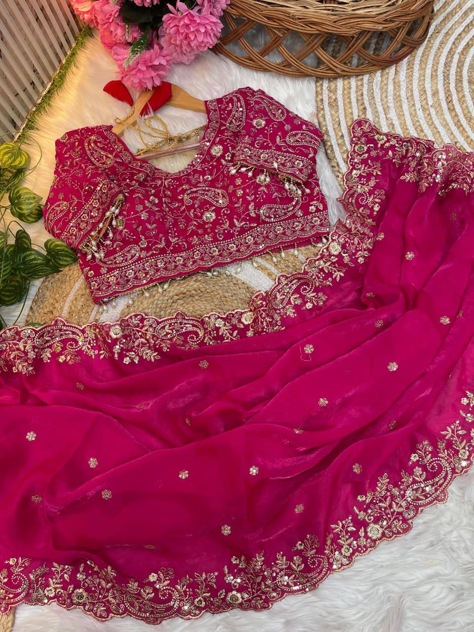 #Color_Pink