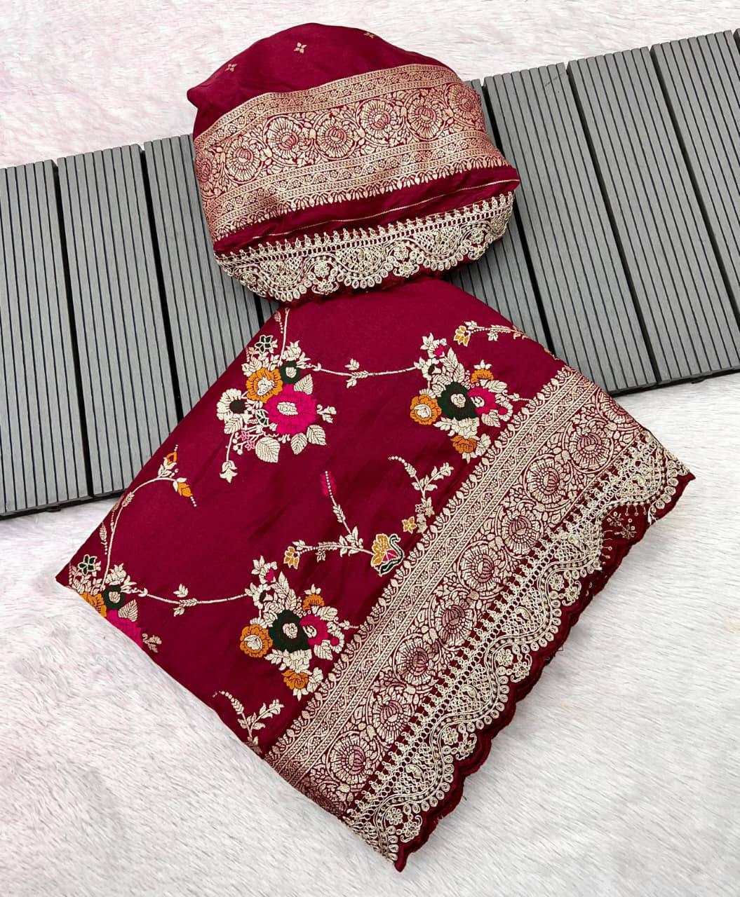 #Color_Maroon