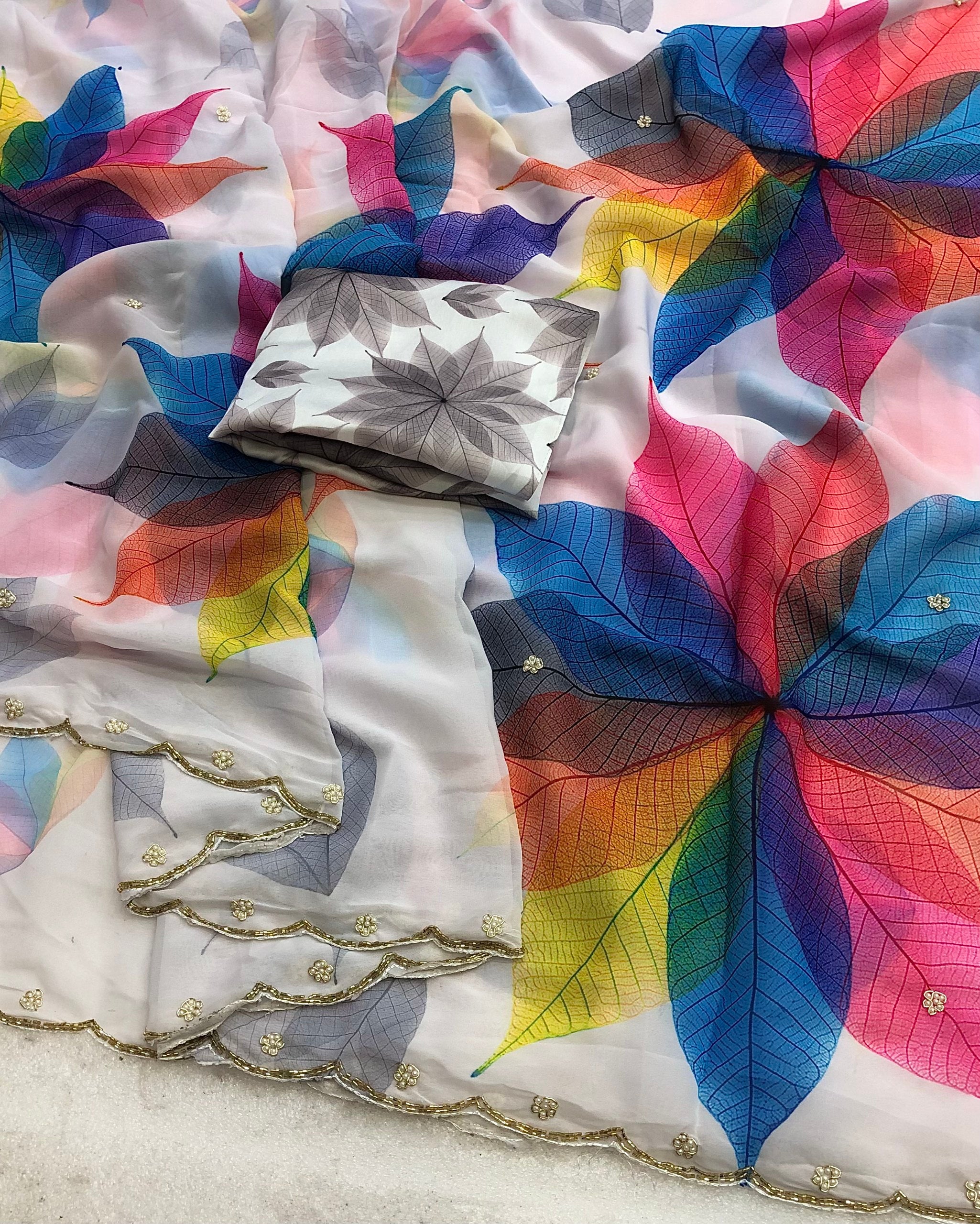 #Color_Multicolor