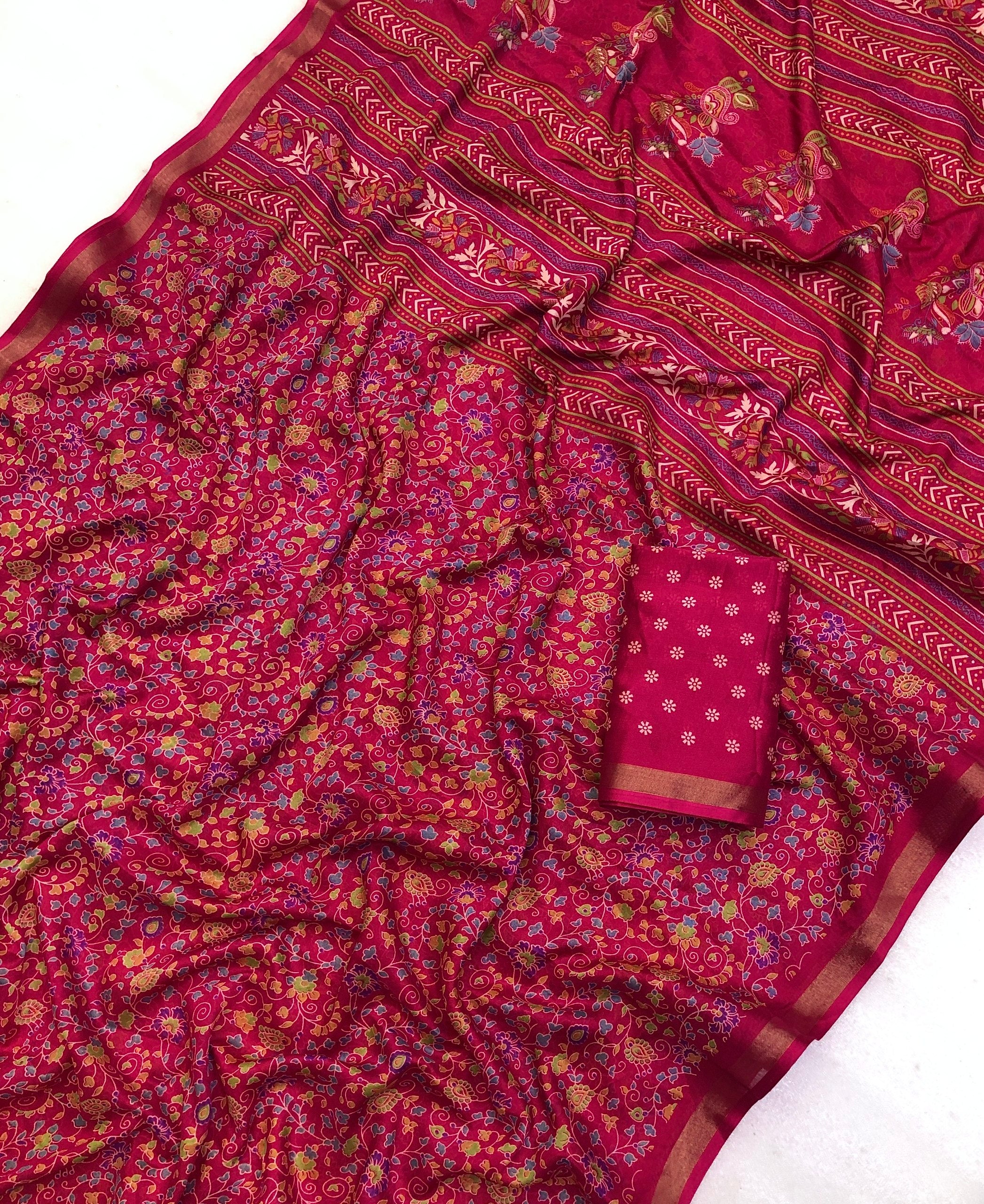 #Color_Pink